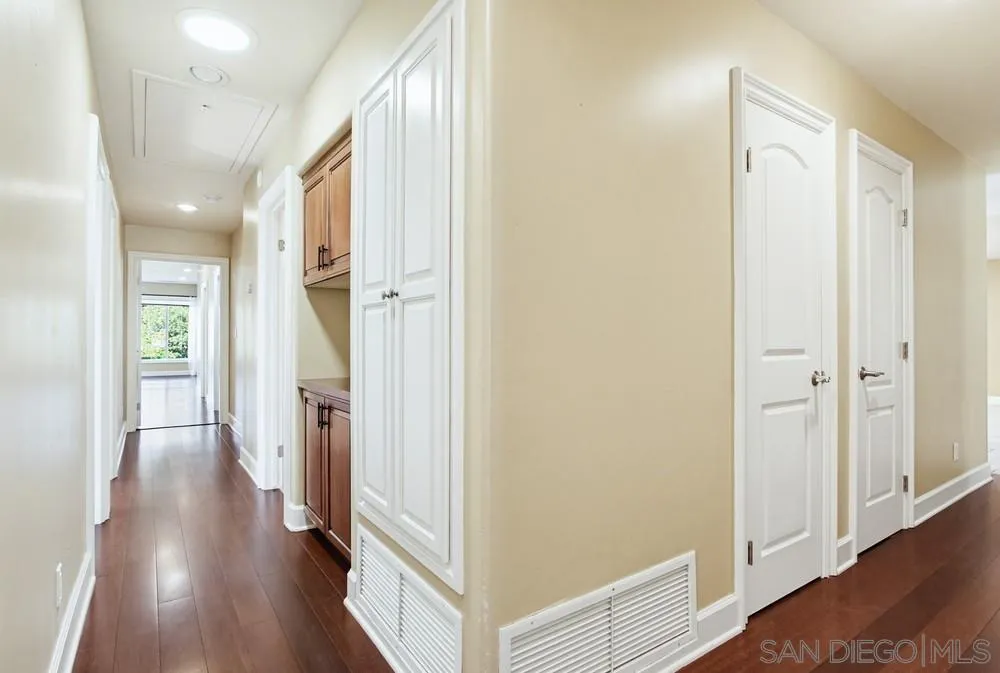 https://cdn.realtyfeed.com/cdn/127/260008452/43893f0b4e5e50b1ce95615ec212016a.webp