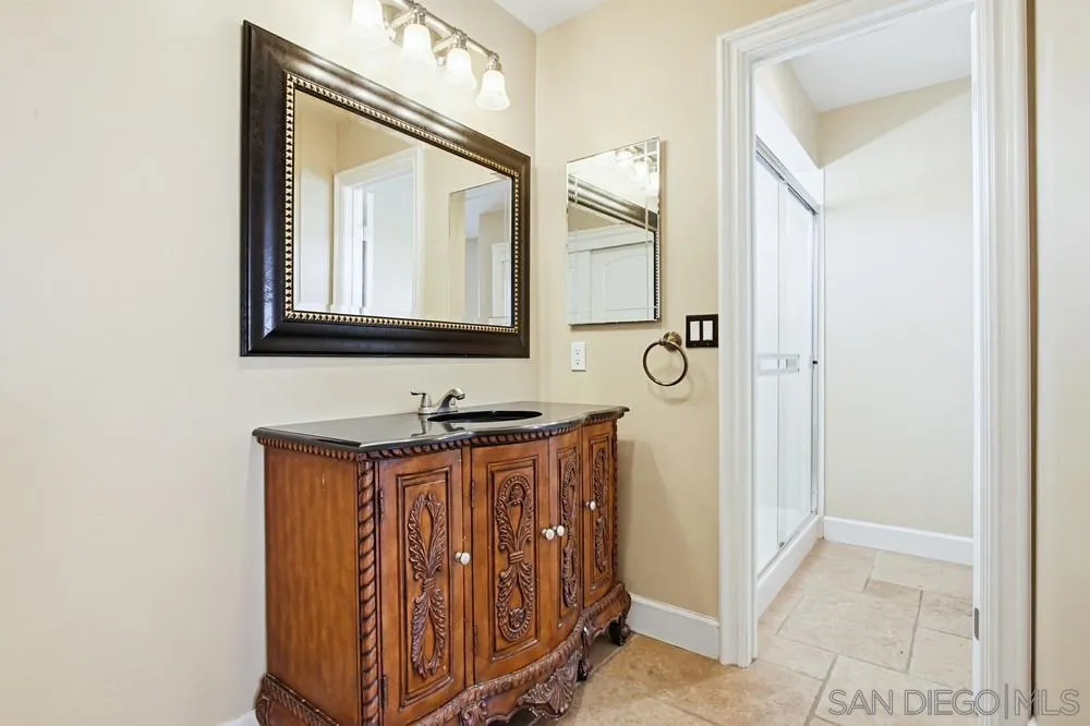 https://cdn.realtyfeed.com/cdn/127/260008452/ddf1eada9f78a2468af7f3e6d198f09d.webp