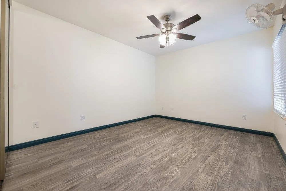 Photo #10: 260008456 Listing: Photo #10