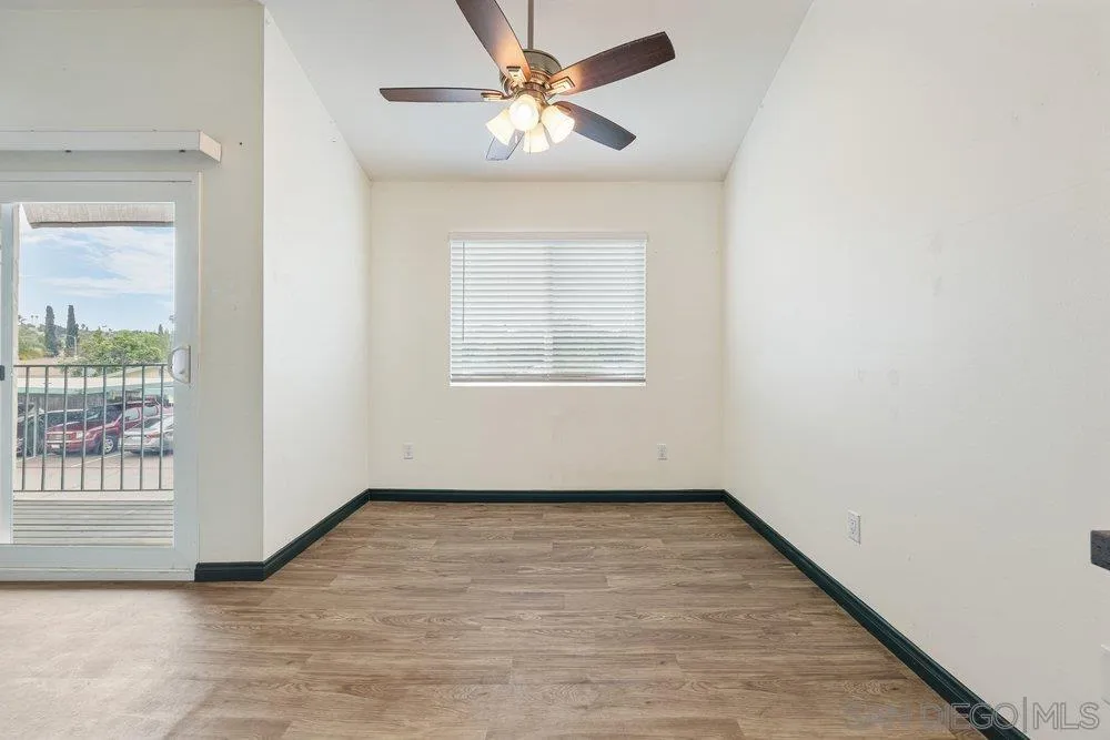 Photo #8: 260008456 Listing: Photo #8