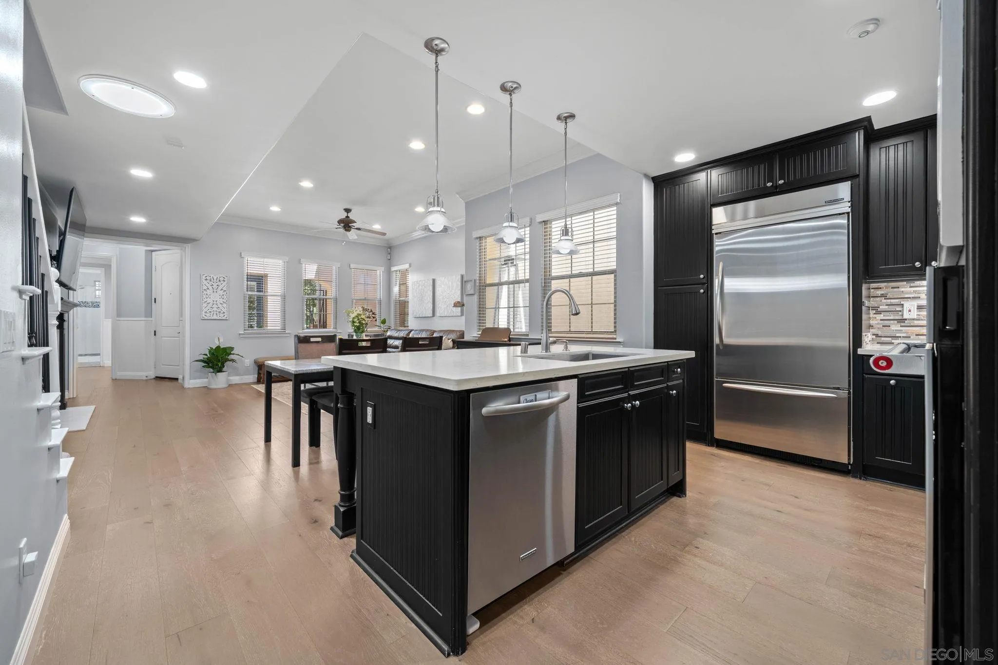 https://cdn.realtyfeed.com/cdn/127/260008457/3dc5c7299c8425ed8dbc78a4902838cd.webp