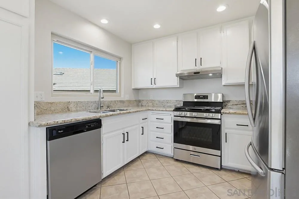 https://cdn.realtyfeed.com/cdn/127/260008461/3ceccb344c0bede8b39457ad5c648287.webp