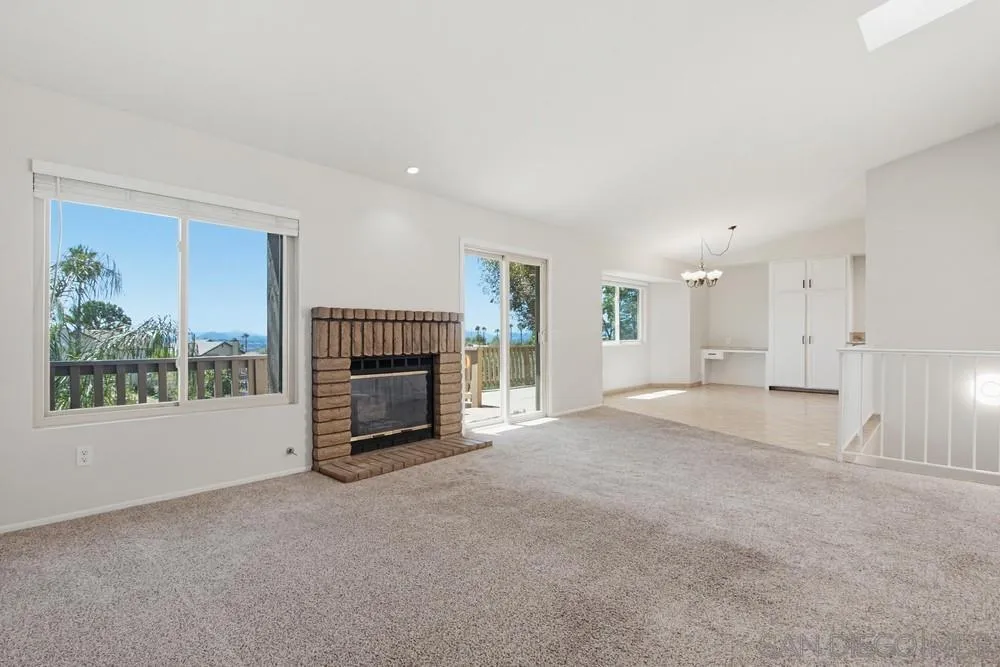 https://cdn.realtyfeed.com/cdn/127/260008461/42ddce28c1f2ace1d1c3463a69854852.webp
