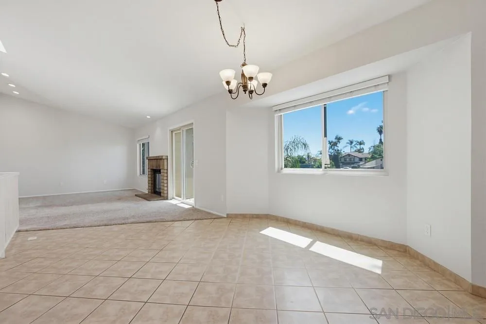 https://cdn.realtyfeed.com/cdn/127/260008461/6ce278457cd08c9dee81918ce04de292.webp