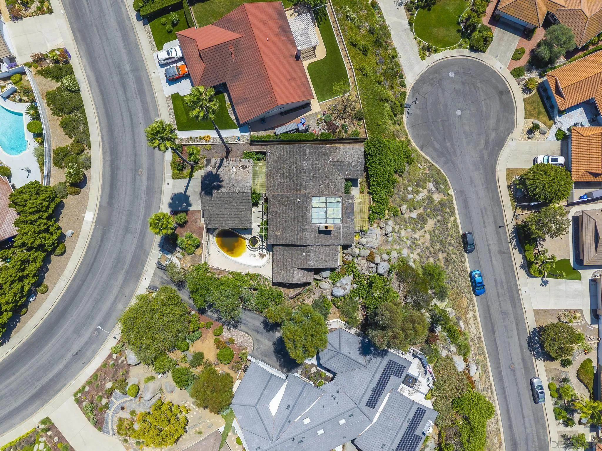 https://cdn.realtyfeed.com/cdn/127/260008467/078083737245efb3bc777a4edac83b05.webp