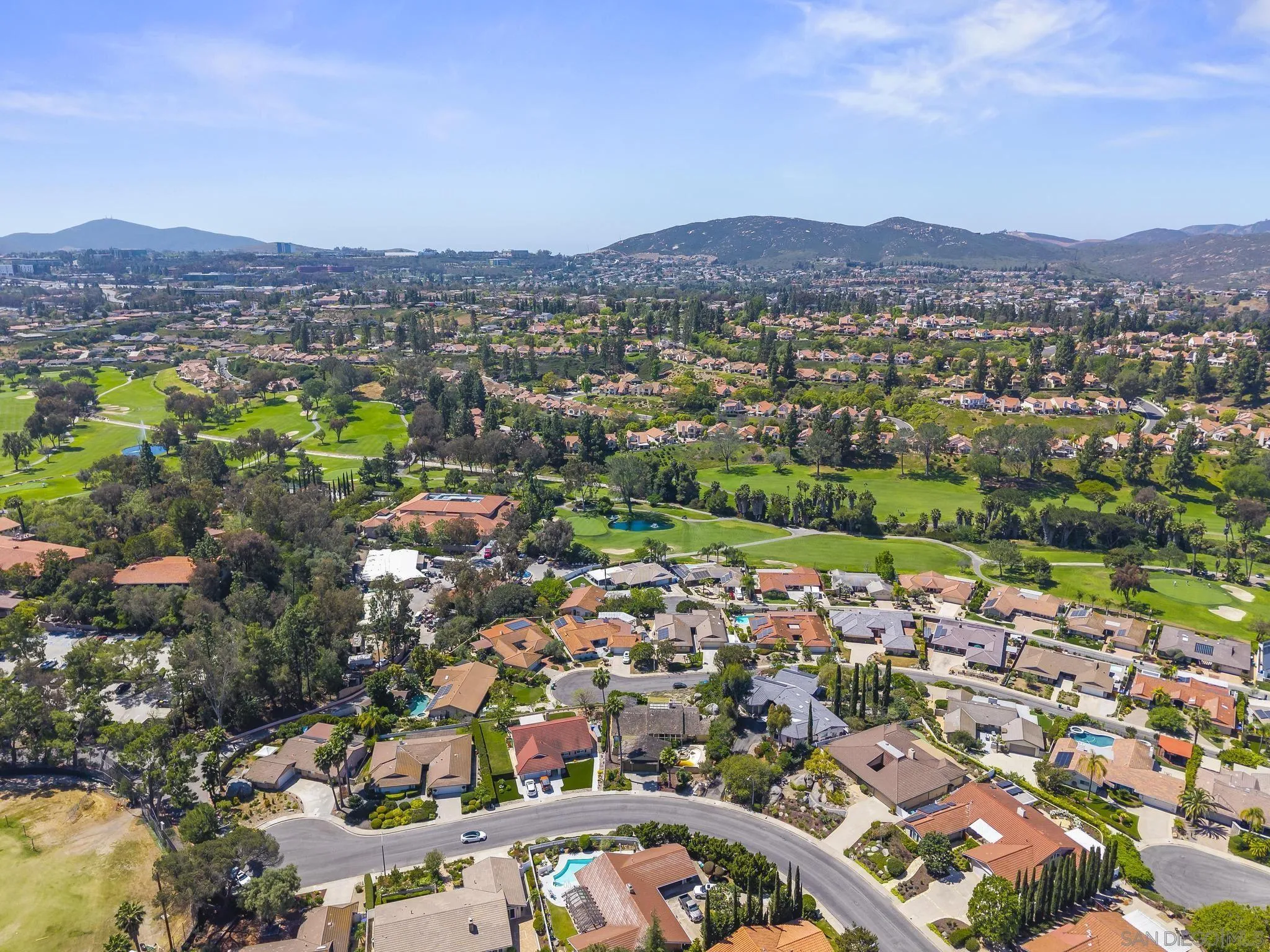https://cdn.realtyfeed.com/cdn/127/260008467/fb22a889058cc96ba1d9e388c7ac07d8.webp