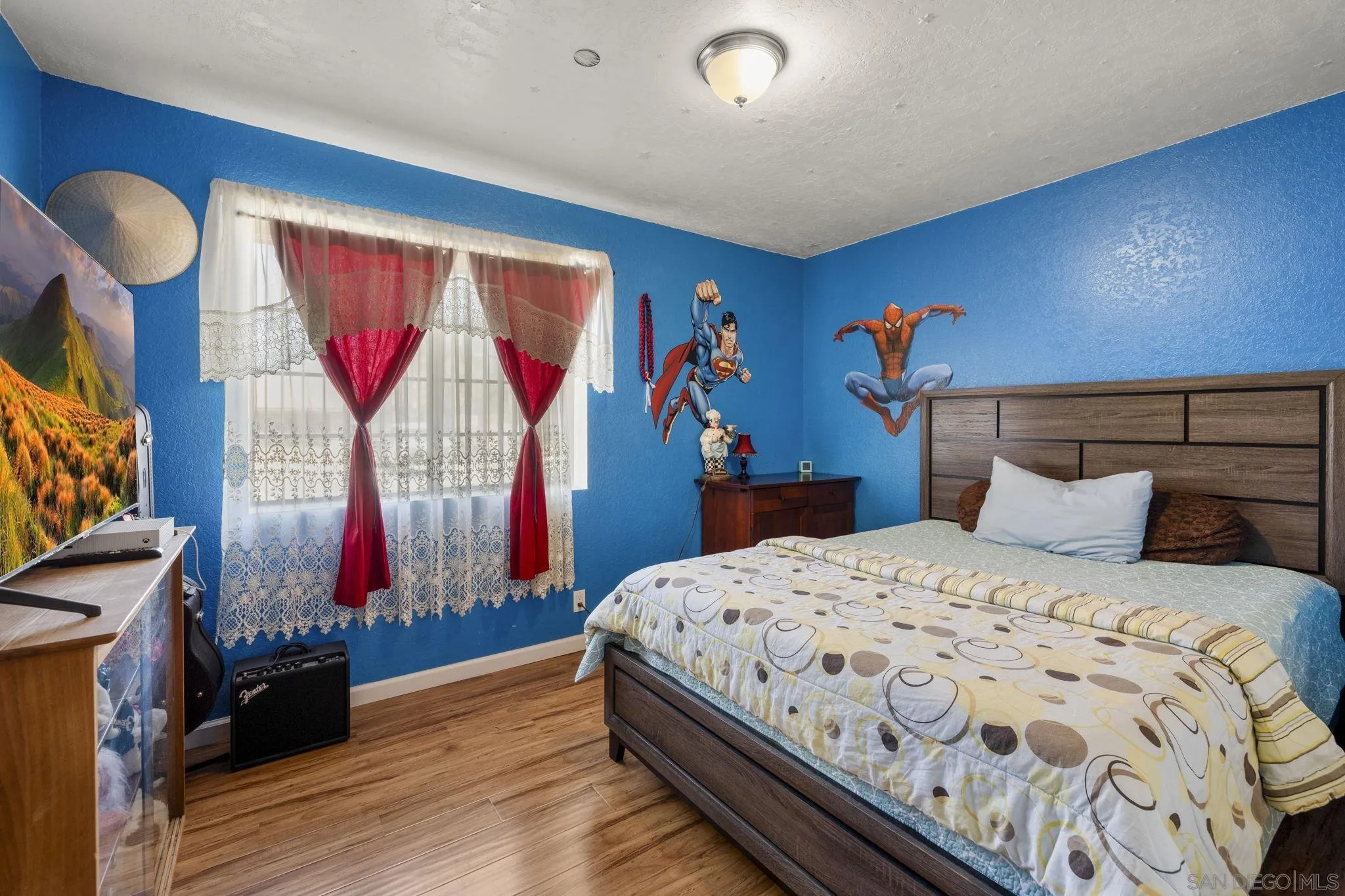 https://cdn.realtyfeed.com/cdn/127/260008474/fcb6362357b7d8e8625941039650693c.webp