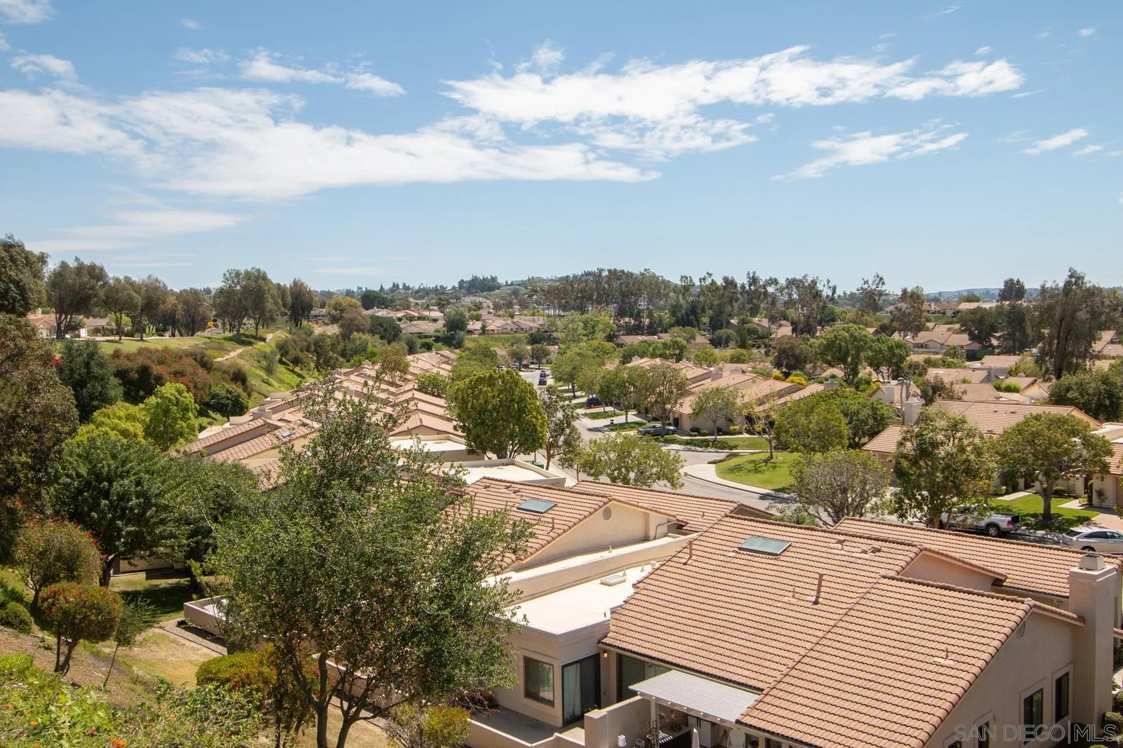 https://cdn.realtyfeed.com/cdn/127/260008478/6dd4ce45d3a6dc136921635e35e11fe6.webp