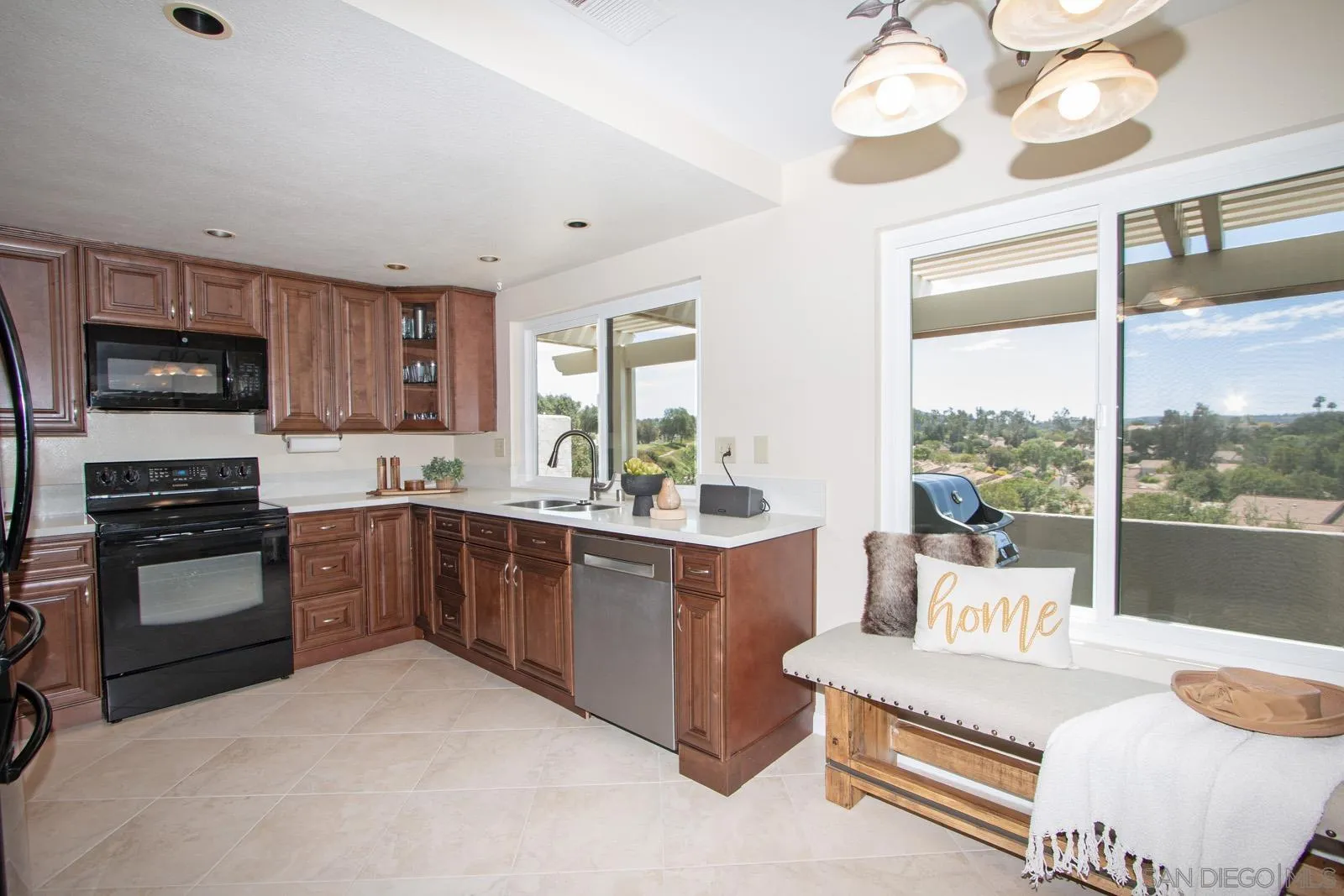 https://cdn.realtyfeed.com/cdn/127/260008478/89d63ad17fd799d81ced8f647d1609a0.webp