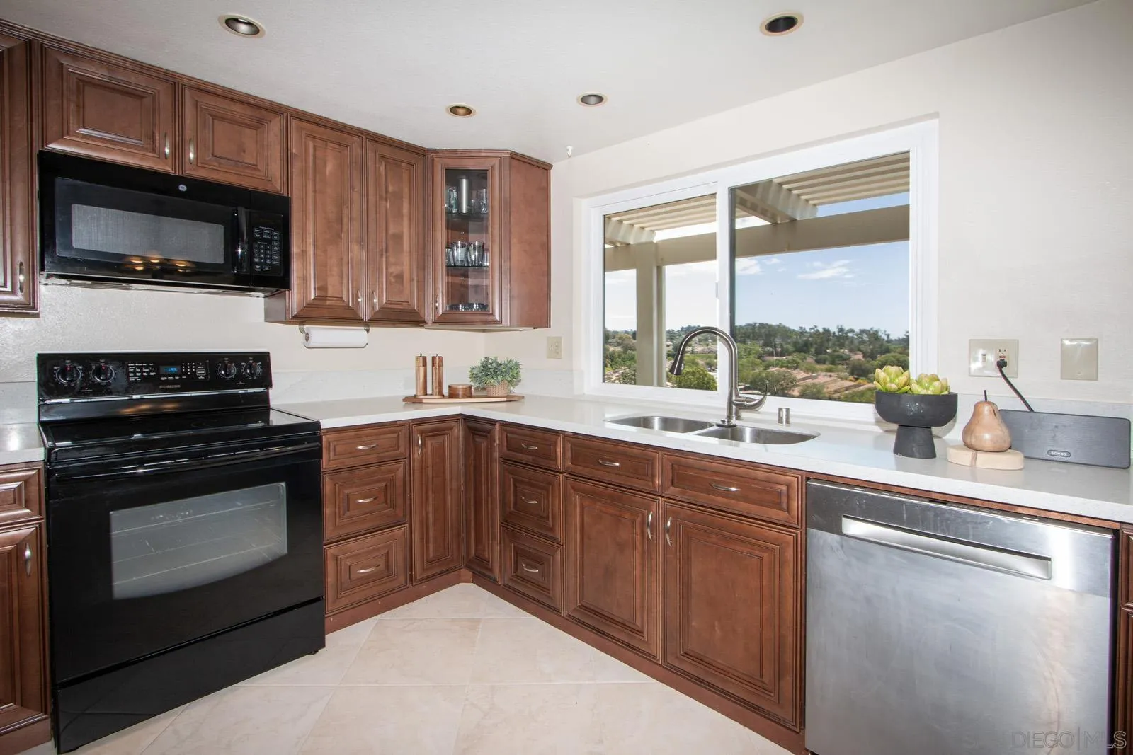 https://cdn.realtyfeed.com/cdn/127/260008478/e5a91dbf64b8c316084bf6bcd524834a.webp