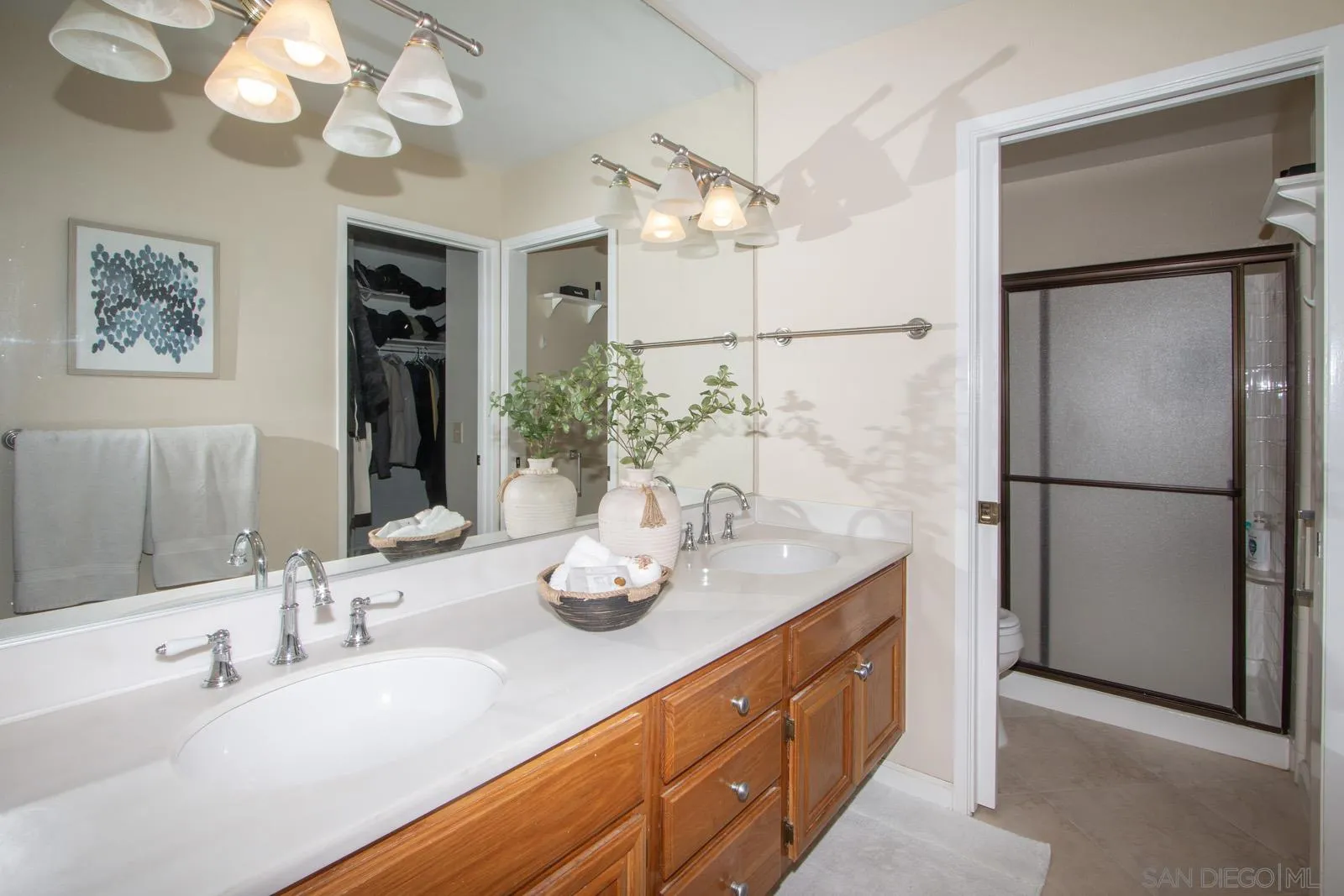 https://cdn.realtyfeed.com/cdn/127/260008478/fbb4a187aac7d65be45fa866e842f3d8.webp