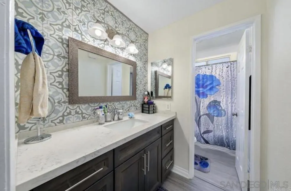 Photo #10: 260008479 Listing: Photo #10