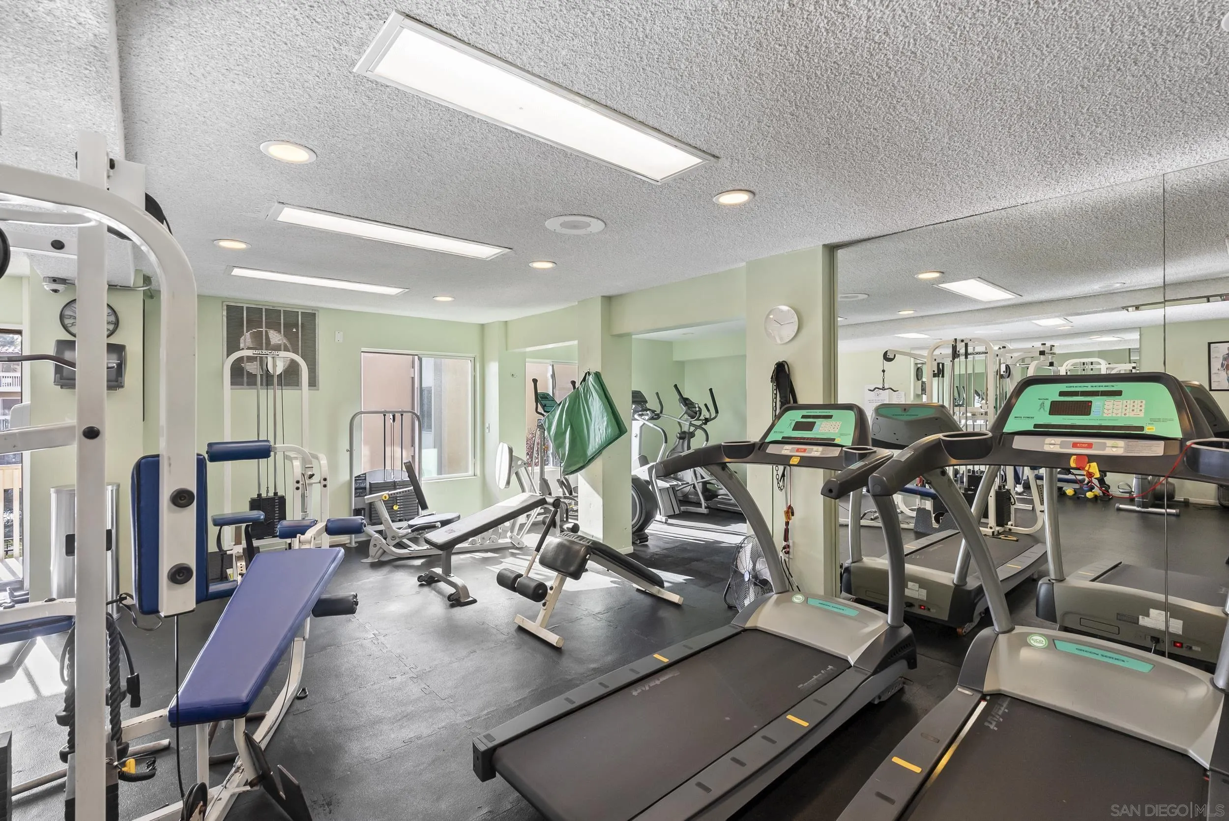 Photo #42: 260008481 Listing: Photo #42