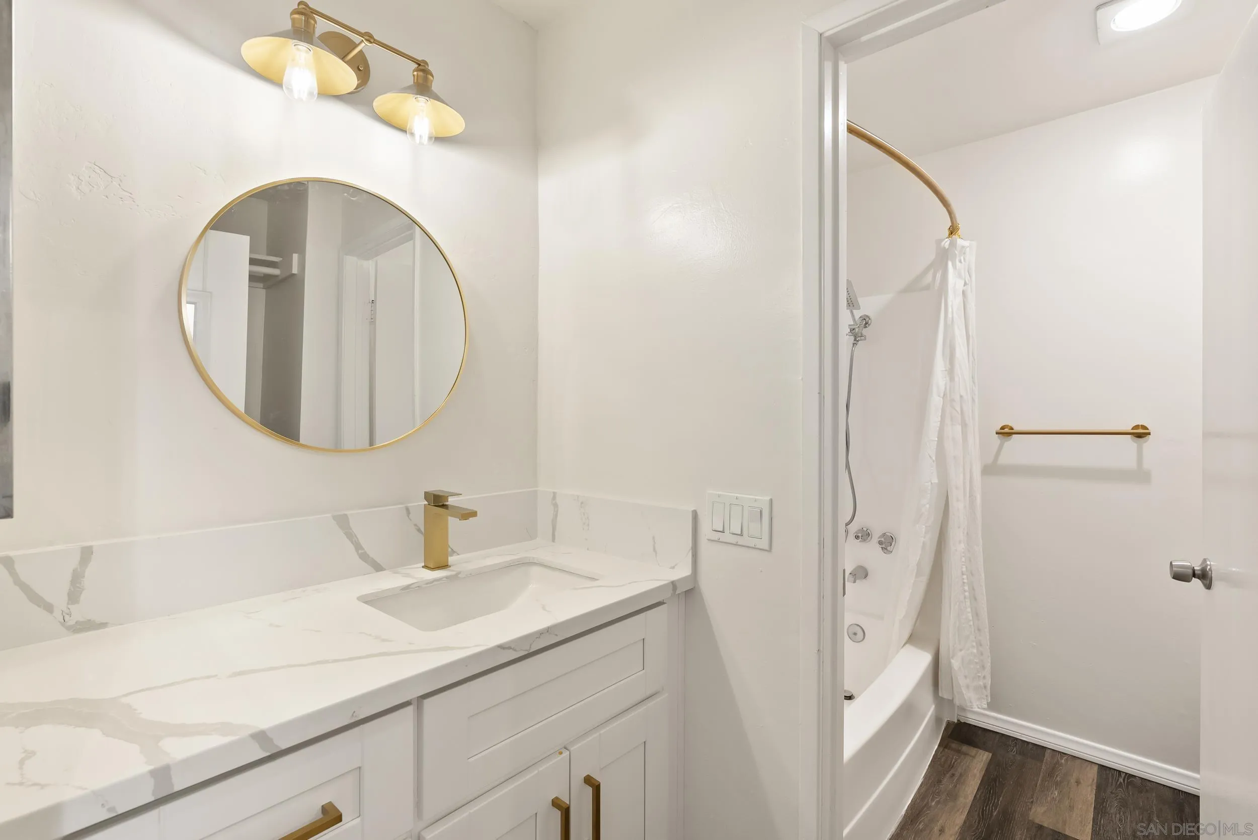 Photo #13: 260008481 Listing: Photo #13