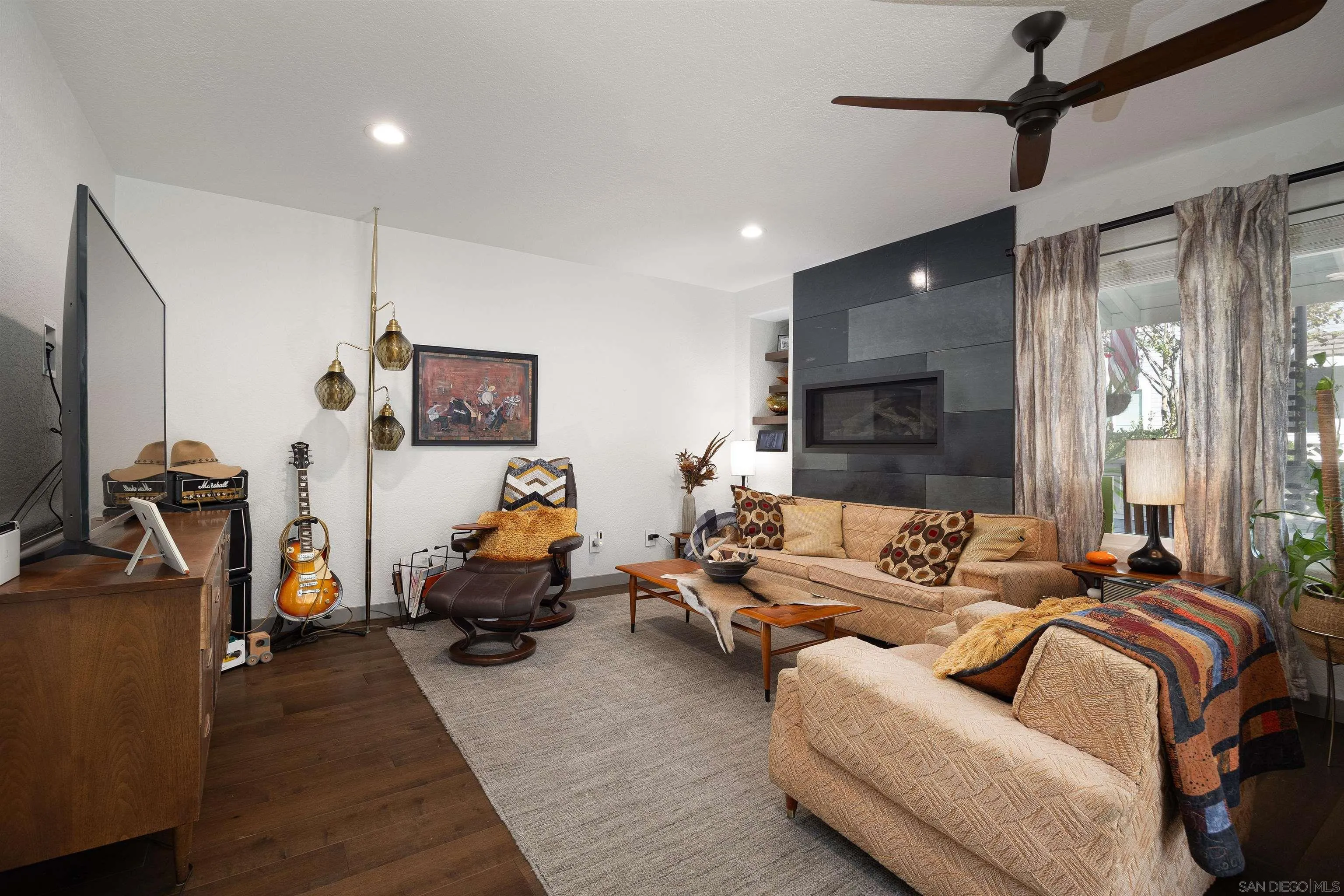 Photo #2: 260008484 Listing: Photo #2