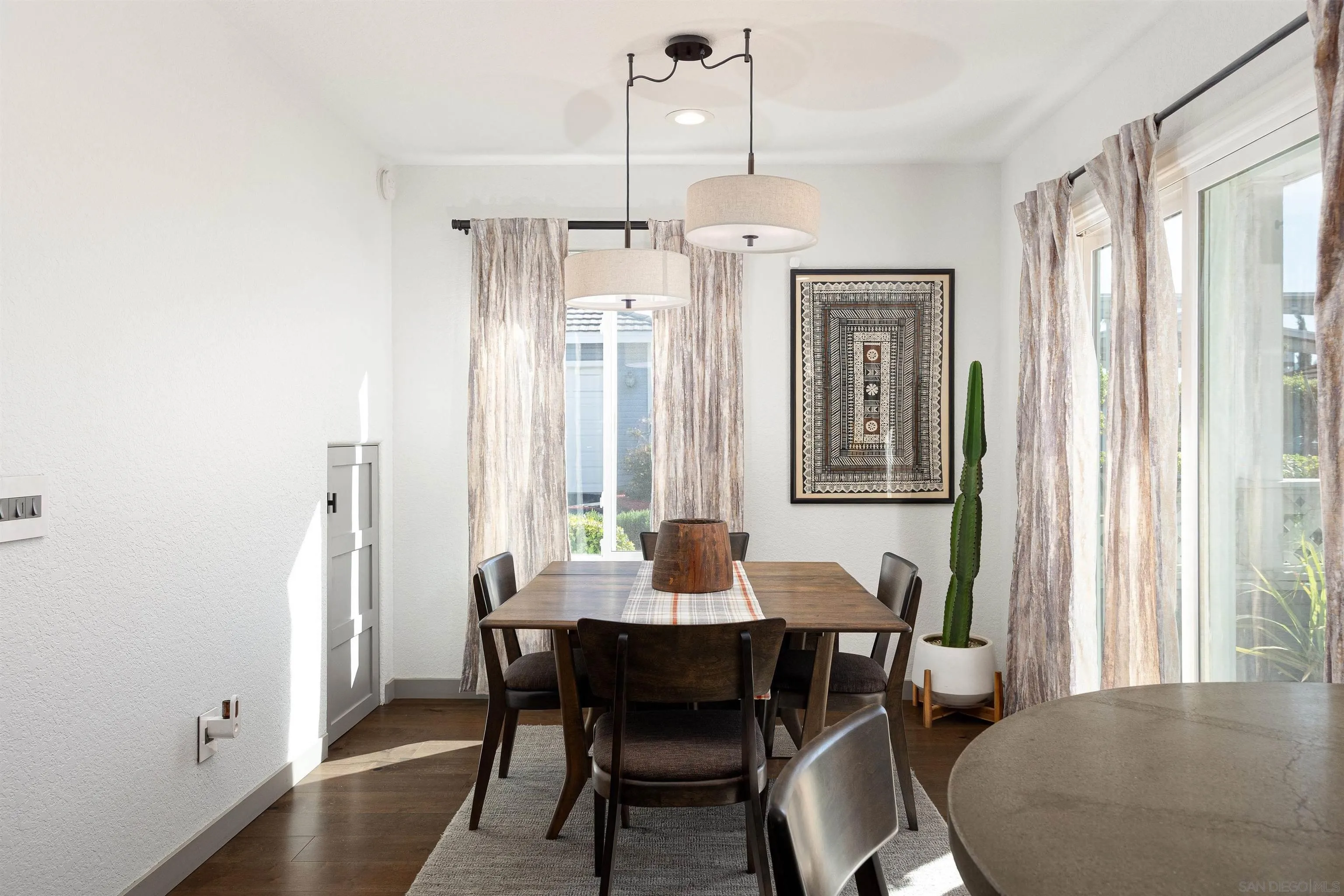 Photo #4: 260008484 Listing: Photo #4