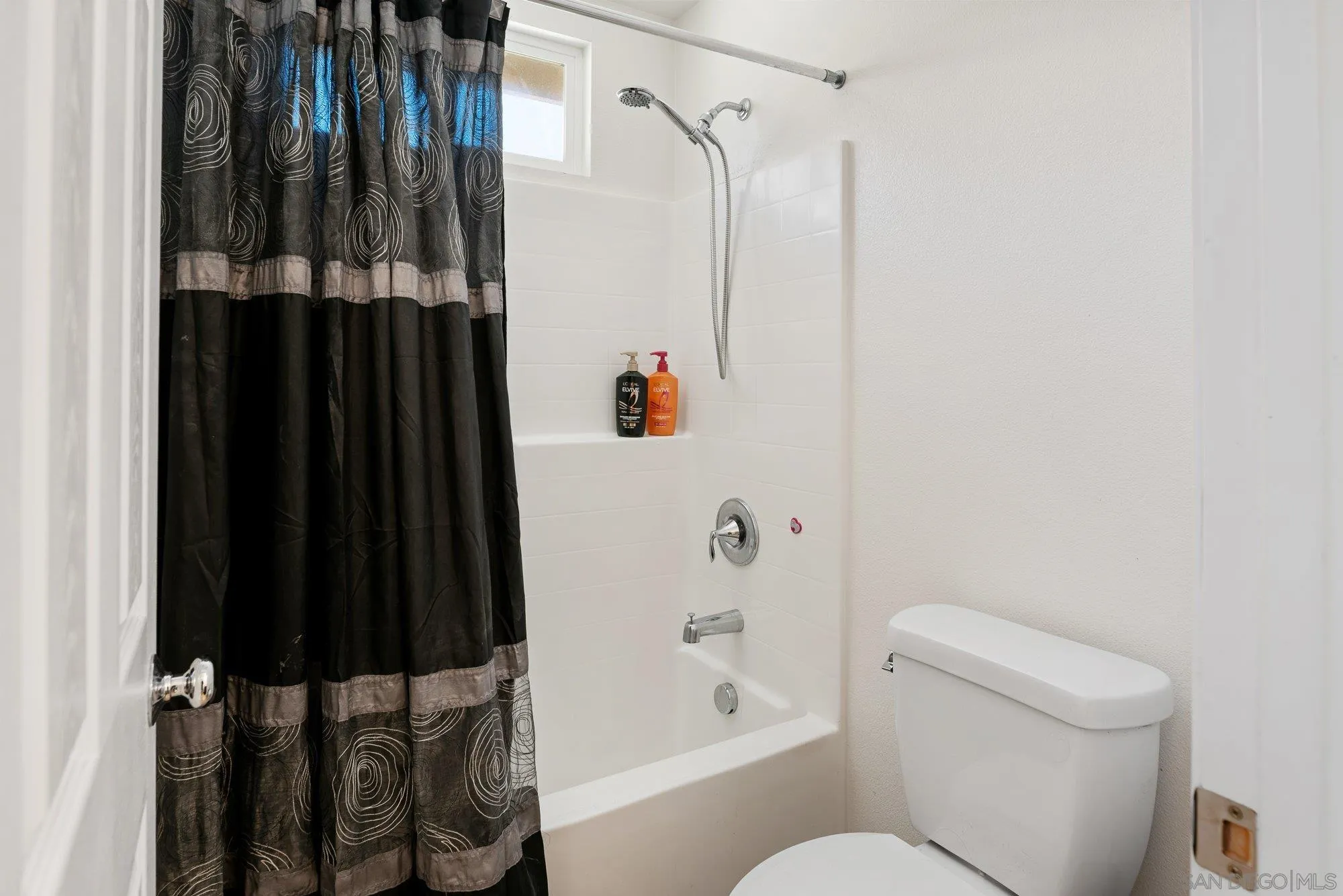 https://cdn.realtyfeed.com/cdn/127/260008486/7d8f64fe2732e1e87c4c0347b5ada155.webp