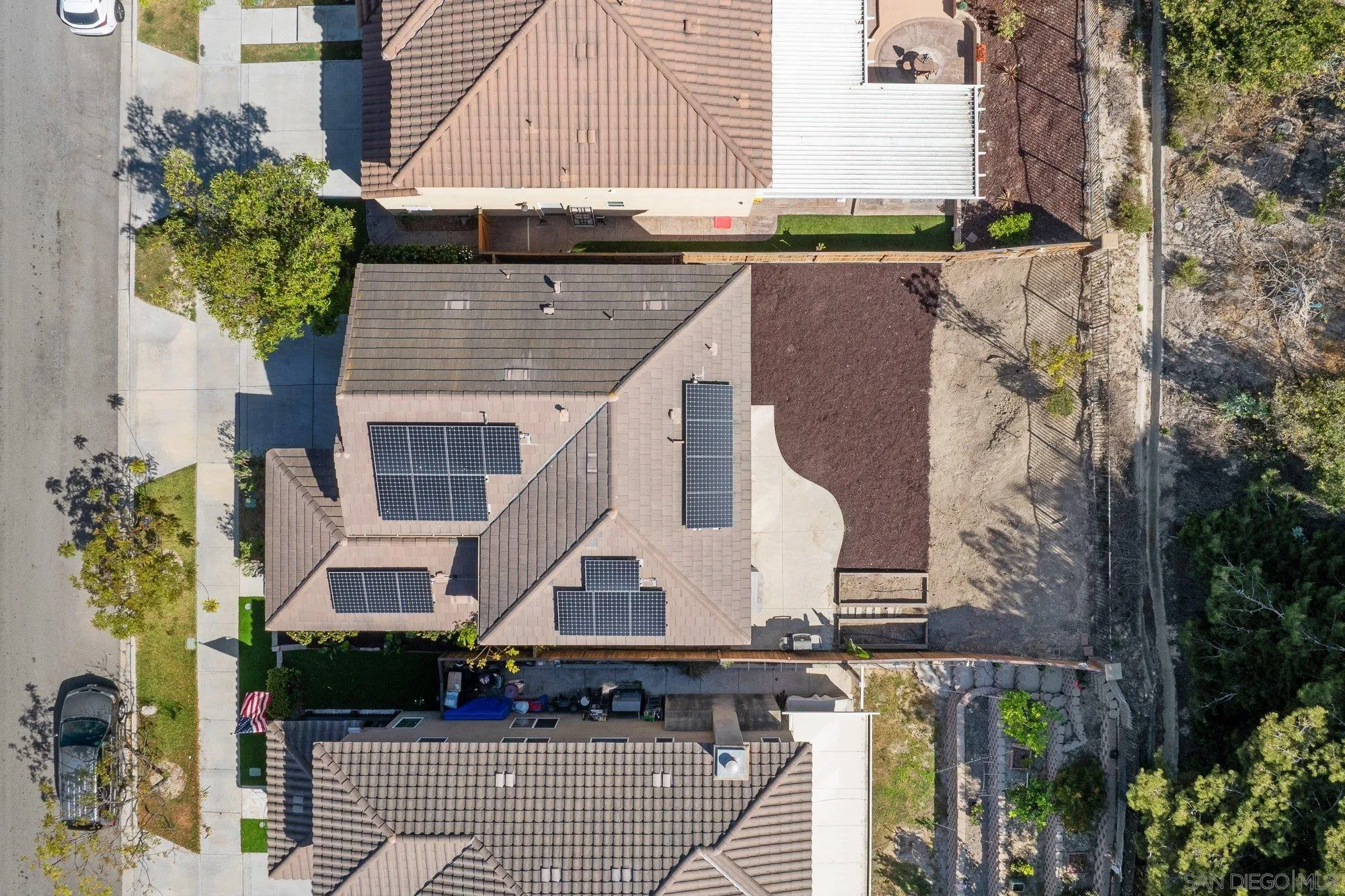 https://cdn.realtyfeed.com/cdn/127/260008486/851bc0cf1a197d8ca7857afab419ef05.webp