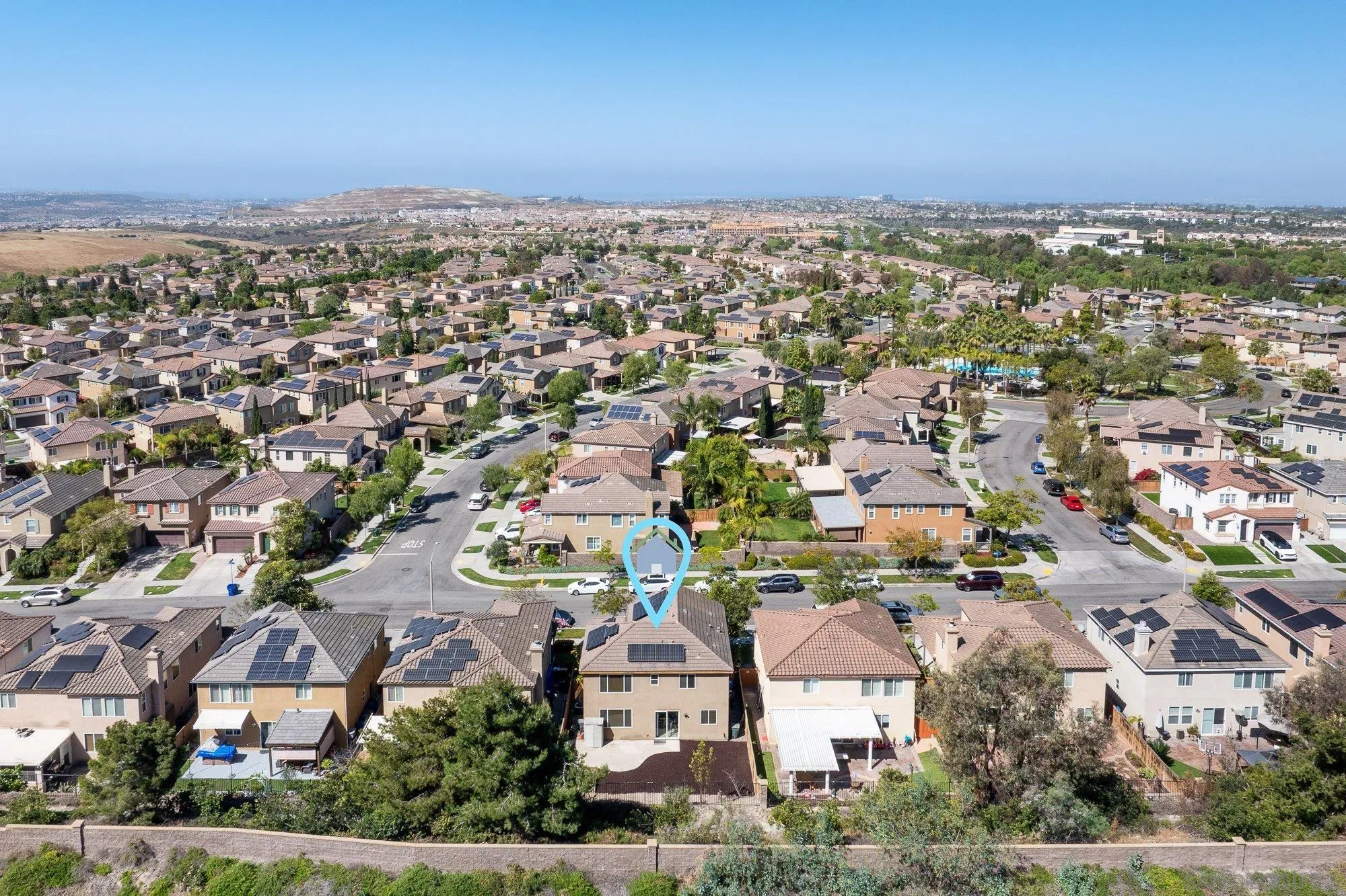 https://cdn.realtyfeed.com/cdn/127/260008486/9398f49544b9ffa0bac13b6d0e9342ed.webp