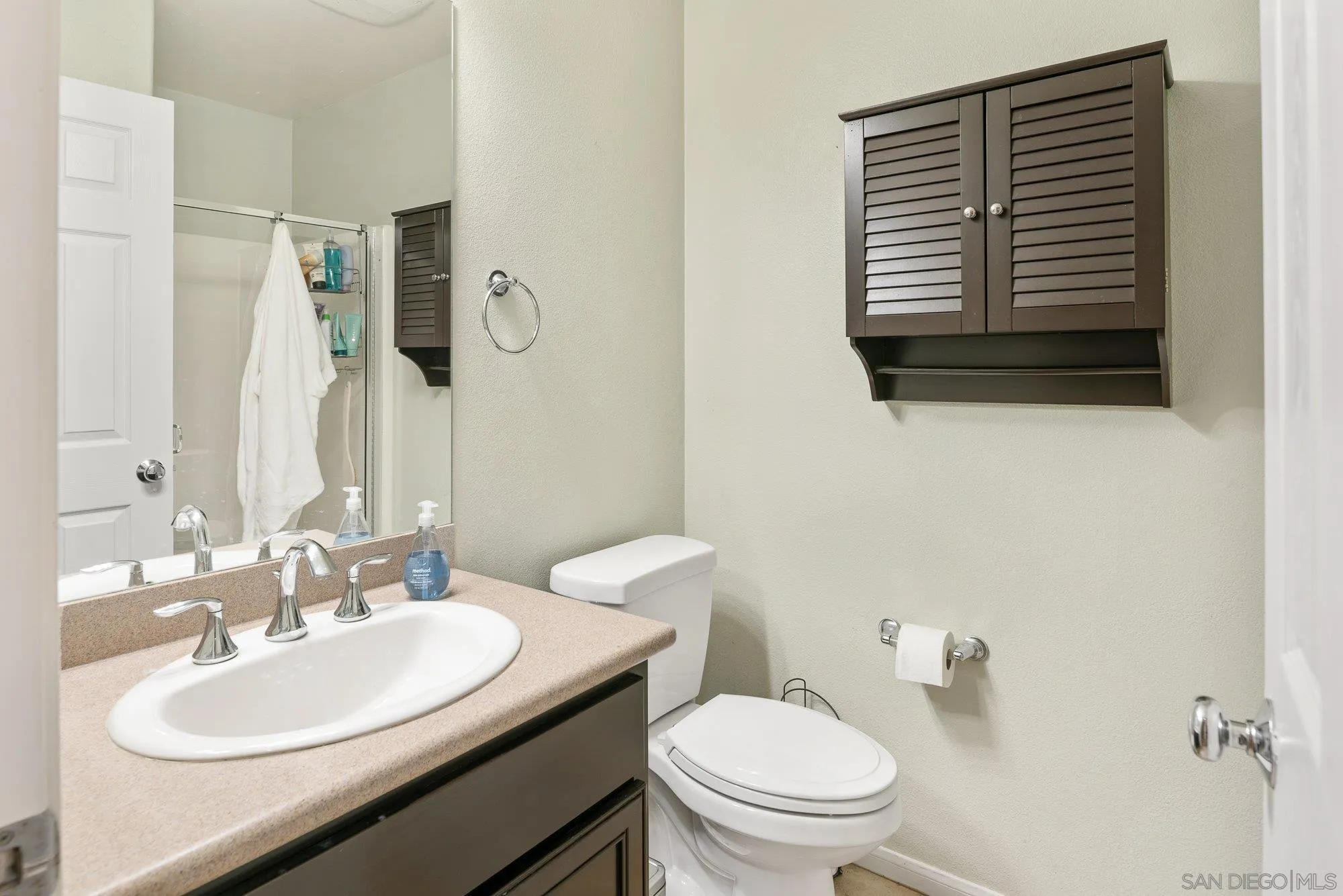 https://cdn.realtyfeed.com/cdn/127/260008486/9a3d9763c59d8618a85bc054e947fd0d.webp