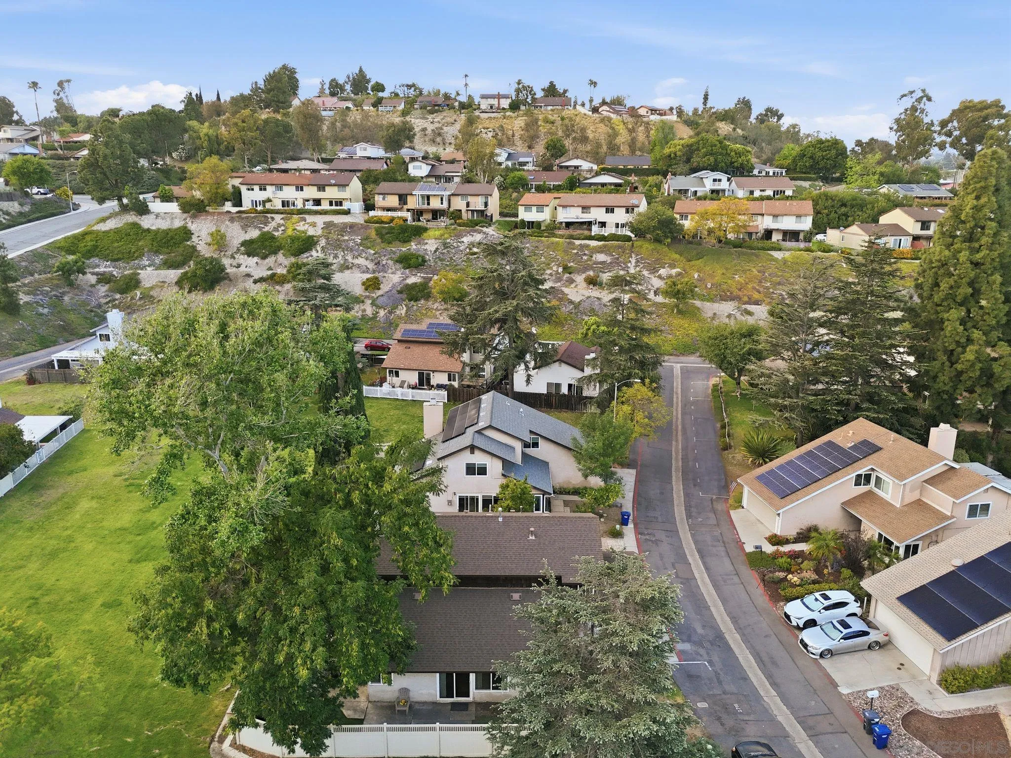 https://cdn.realtyfeed.com/cdn/127/260008487/f4180d06b1ea042a40683593434a0b46.webp