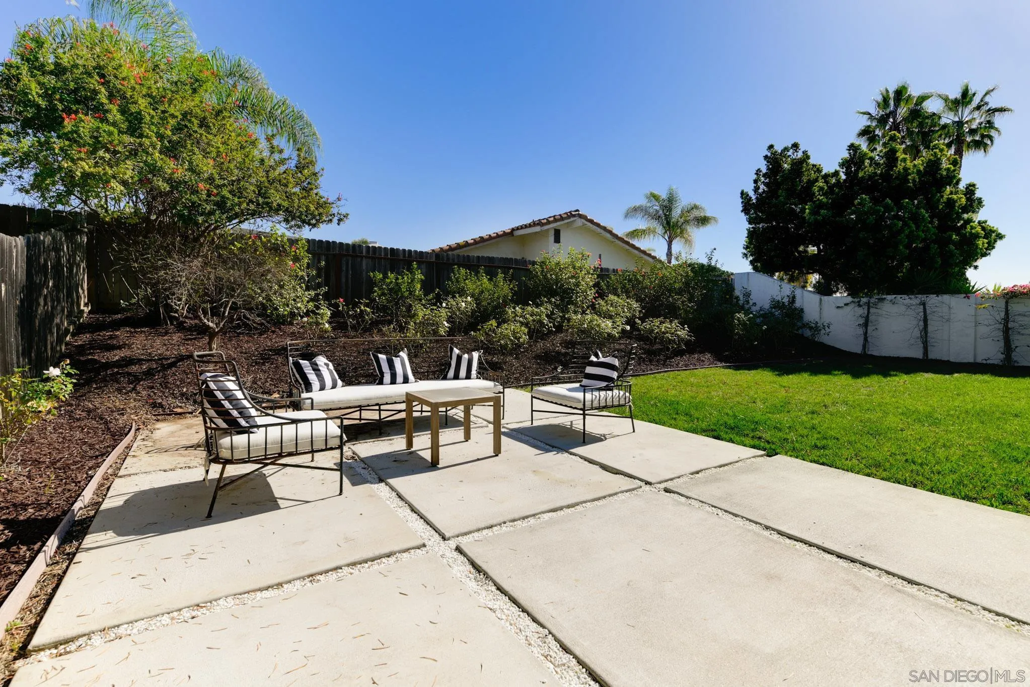https://cdn.realtyfeed.com/cdn/127/260008488/9f1853f314f5f7b3f5ec3653ba1b7162.webp