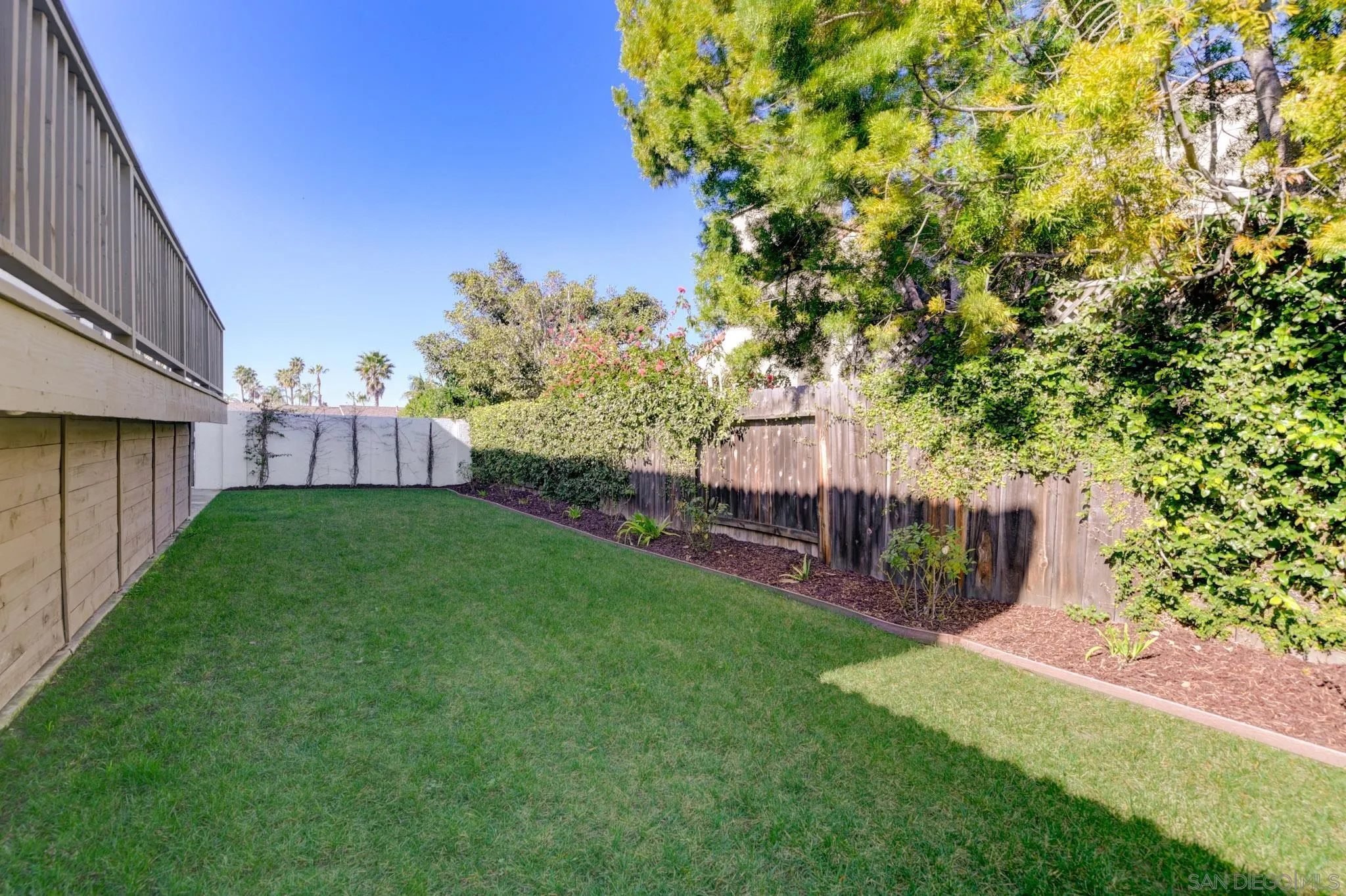 https://cdn.realtyfeed.com/cdn/127/260008488/a9f847b0901b73df8ab81b321ccfd0d1.webp