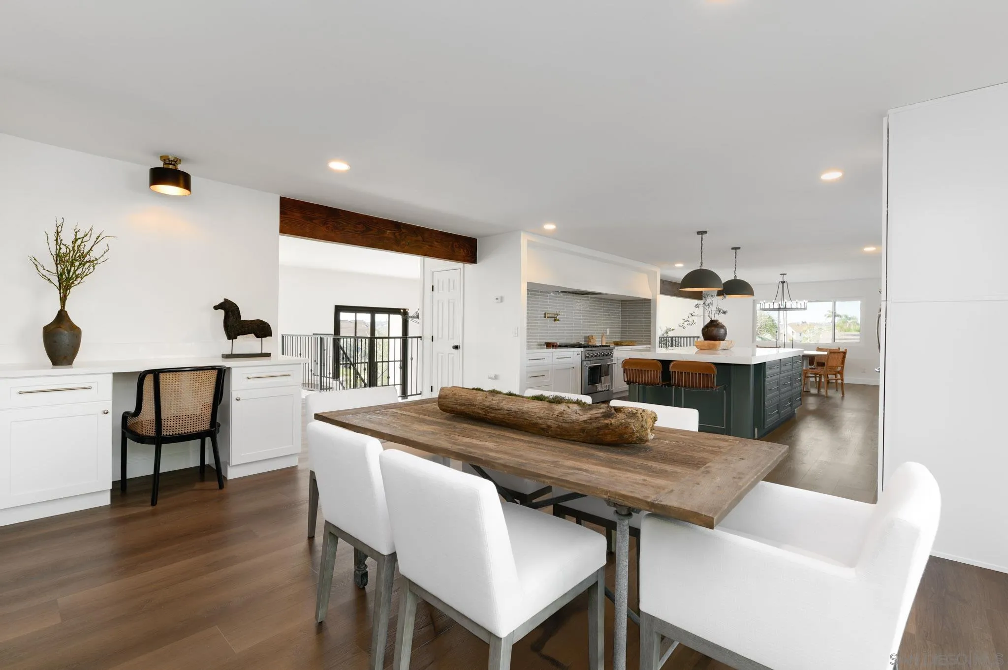 https://cdn.realtyfeed.com/cdn/127/260008488/d1bef33f949d88d621893f7cced58598.webp