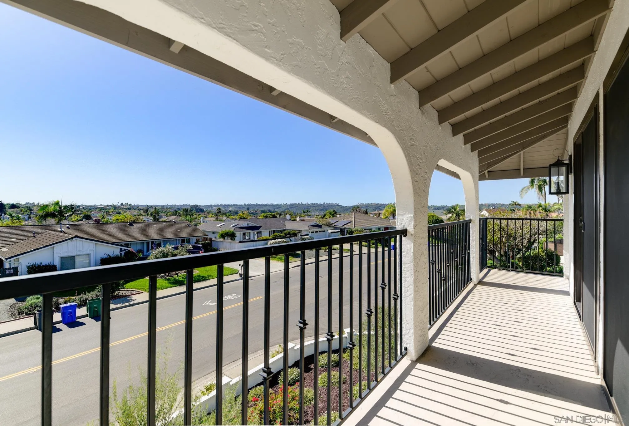 https://cdn.realtyfeed.com/cdn/127/260008488/fbff6937f0e424d2f71bb13343e104c6.webp