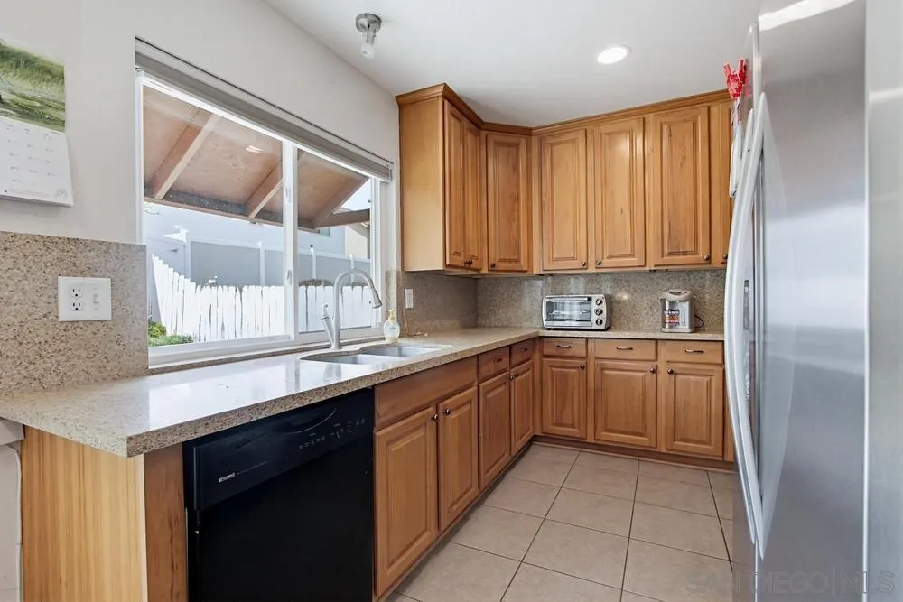 https://cdn.realtyfeed.com/cdn/127/260008489/3649d0613cd4823202b03fed2c153ae7.webp