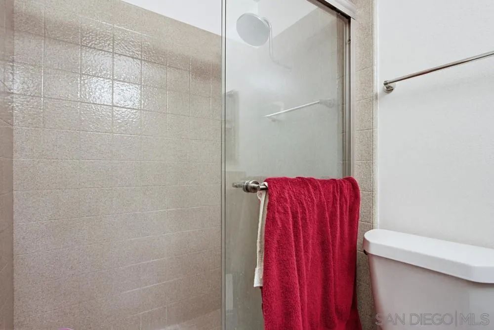 https://cdn.realtyfeed.com/cdn/127/260008489/70187db9d8b82c9dd6386ffb572df9a7.webp