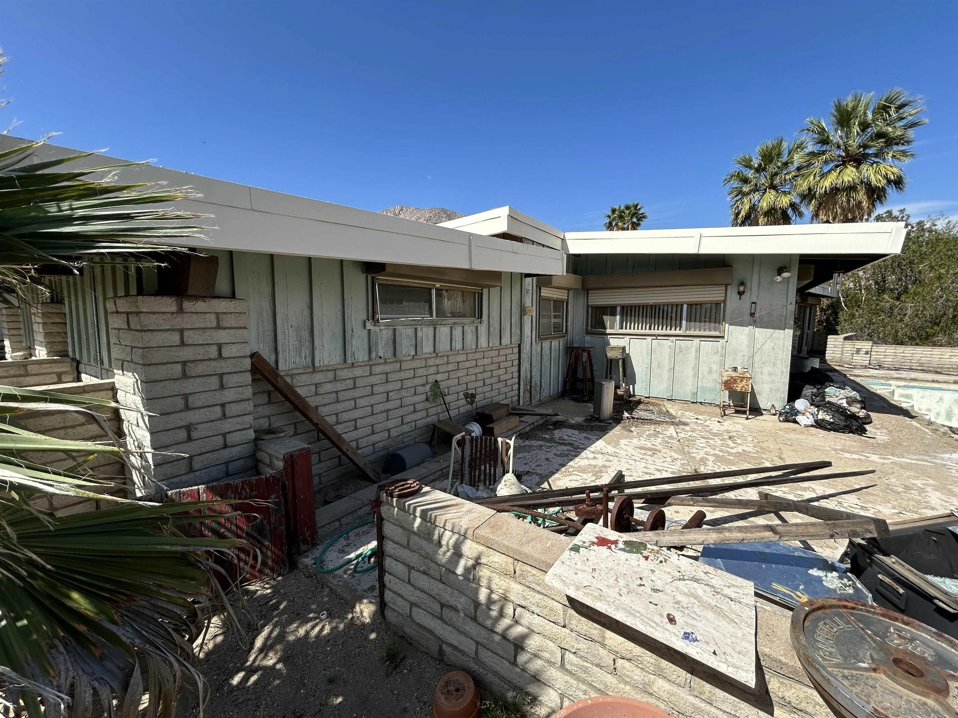 https://cdn.realtyfeed.com/cdn/127/260008492/a3526e06734fadd758c70e310d8eb743.webp