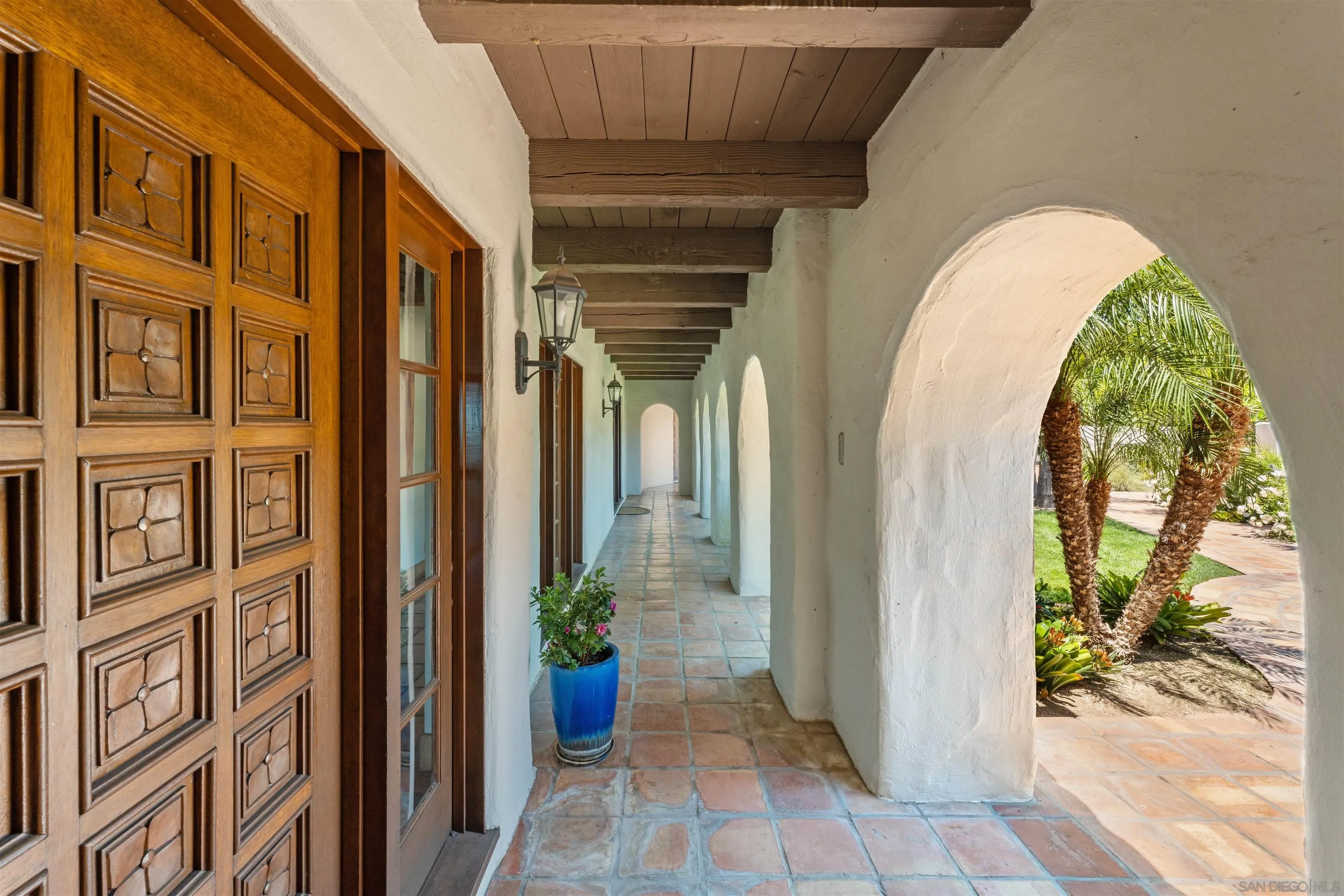 https://cdn.realtyfeed.com/cdn/127/260008496/1f4f789b6dabf66bfffff7933e2d6daa.webp