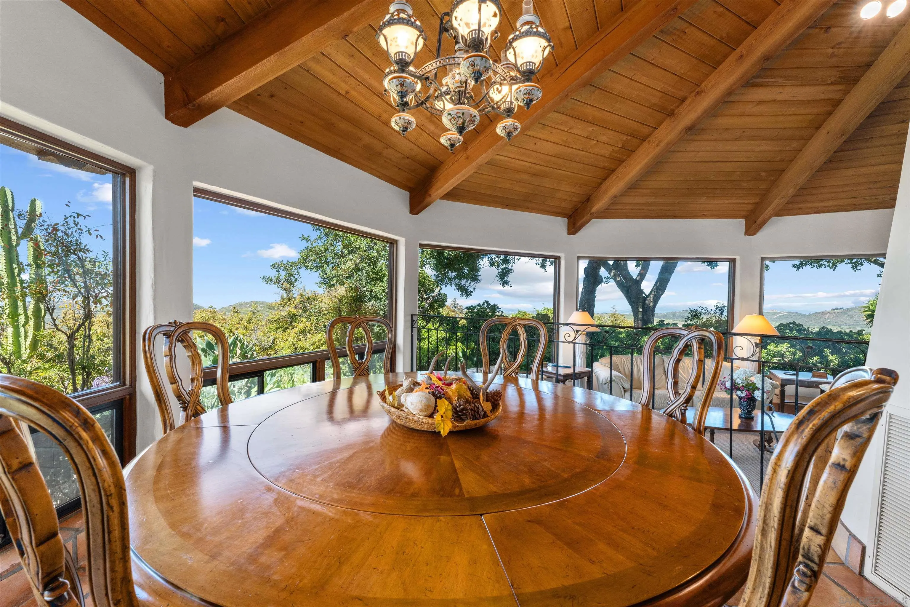 https://cdn.realtyfeed.com/cdn/127/260008496/5348efd0d16d095c2e13557744704e4a.webp