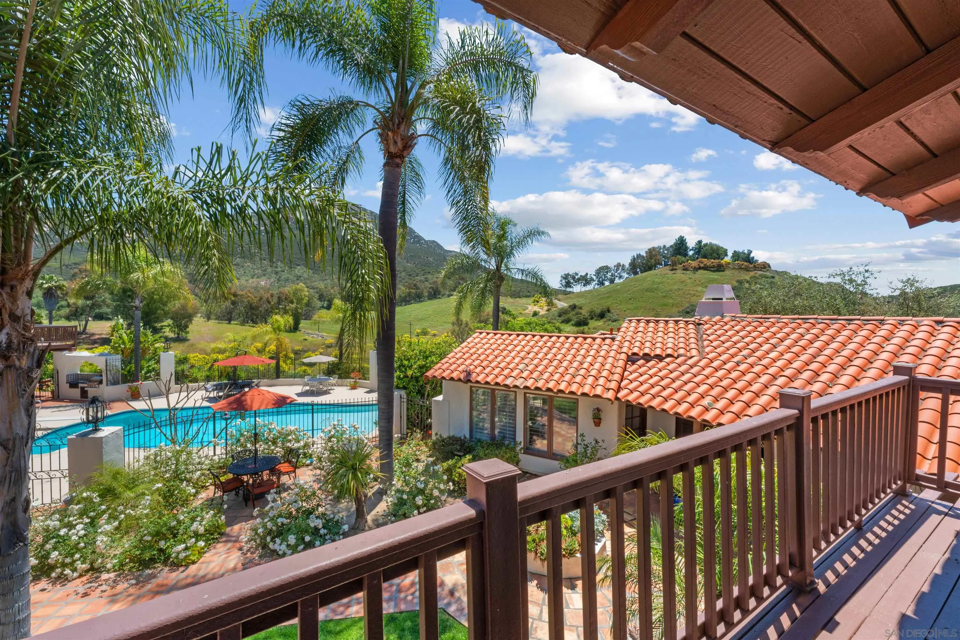 https://cdn.realtyfeed.com/cdn/127/260008496/bf73a07c9c5430f96825df11334ce08f.webp