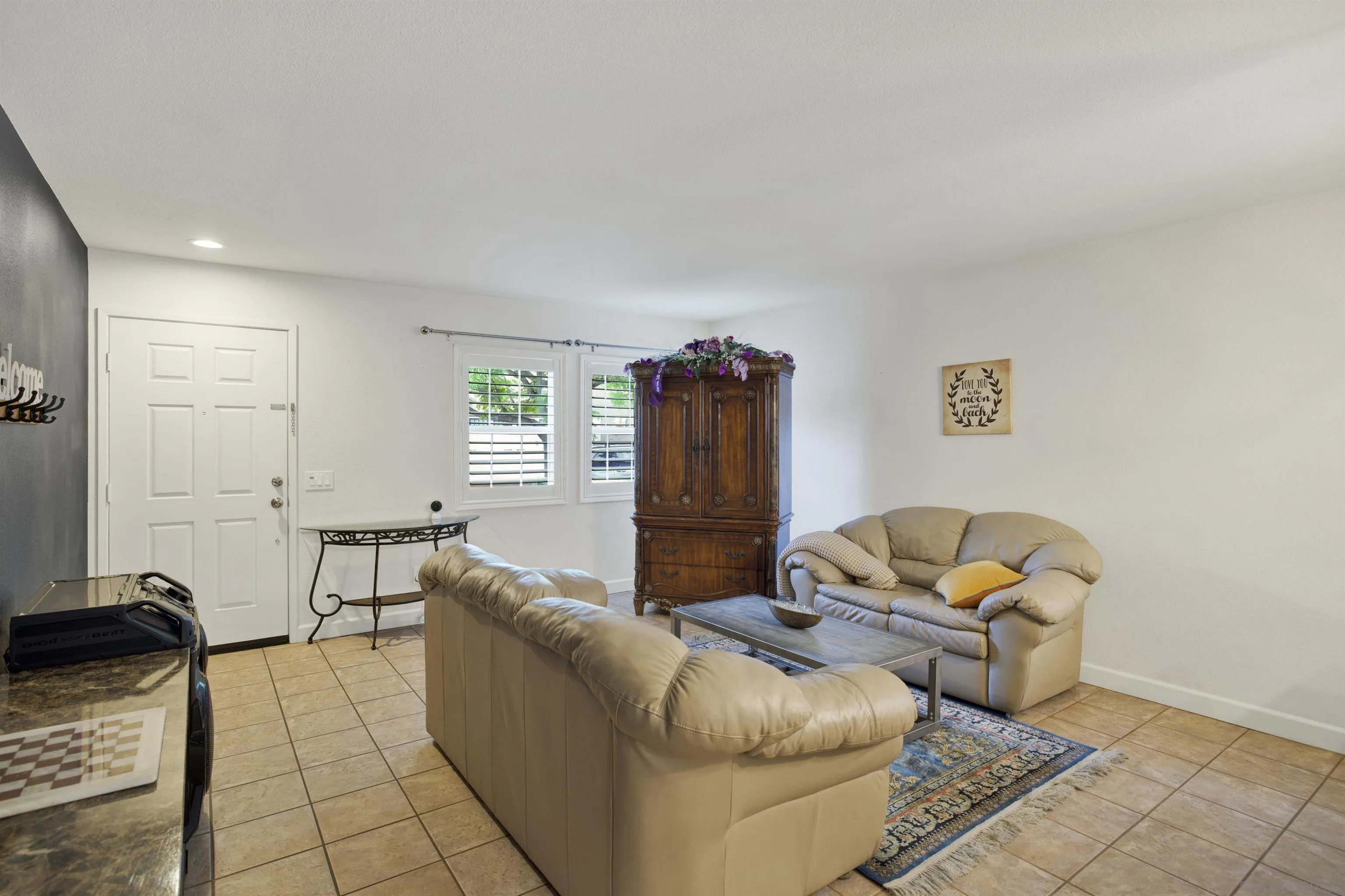 https://cdn.realtyfeed.com/cdn/127/260008497/d85e4f3ba7a4960ab024901387ec10d6.webp