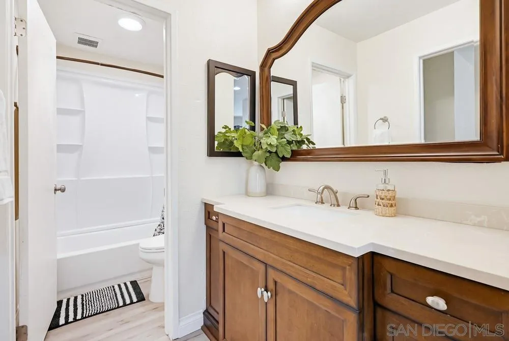 Photo #18: 260008499 Listing: Photo #18