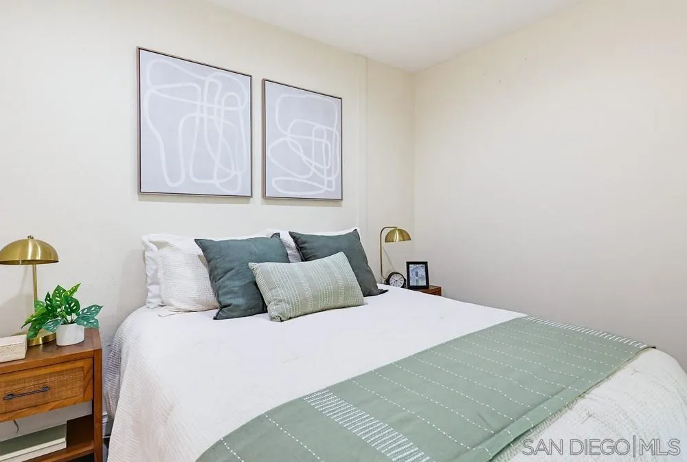 Photo #13: 260008499 Listing: Photo #13