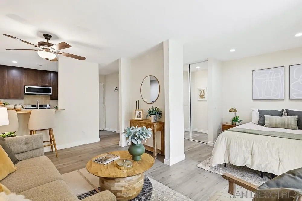 Photo #2: 260008499 Listing: Photo #2