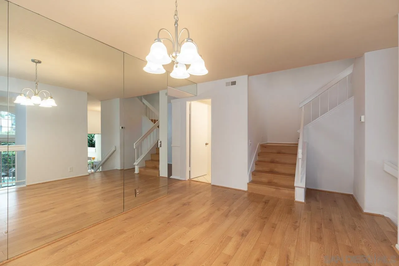 Photo #10: 260008505 Listing: Photo #10