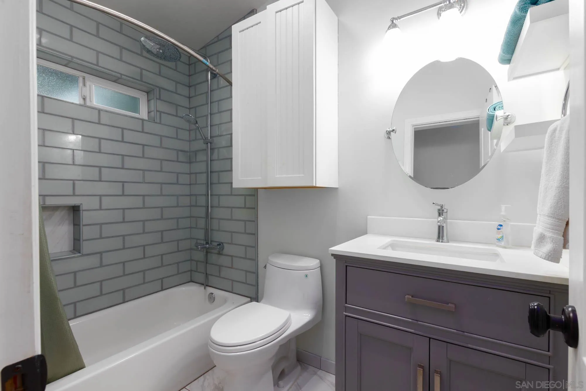https://cdn.realtyfeed.com/cdn/127/260008510/584083cf7fb40a8a34b072b5c8cc1768.webp