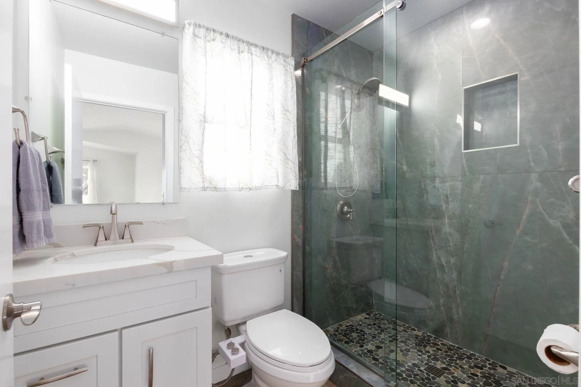 https://cdn.realtyfeed.com/cdn/127/260008510/a764cd70c78c1472f52596dd143e8d3c.webp