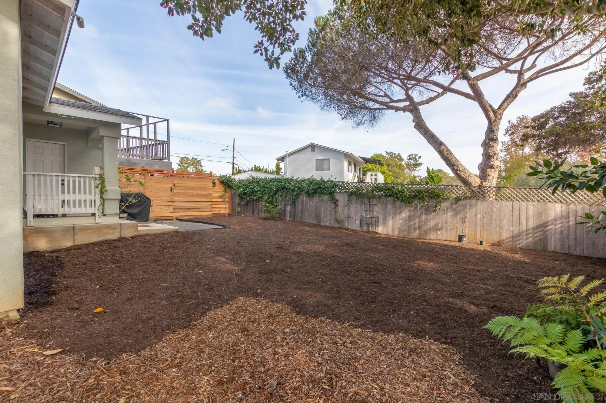 https://cdn.realtyfeed.com/cdn/127/260008510/c6796459d7e56344bc0b96268b6205fb.webp