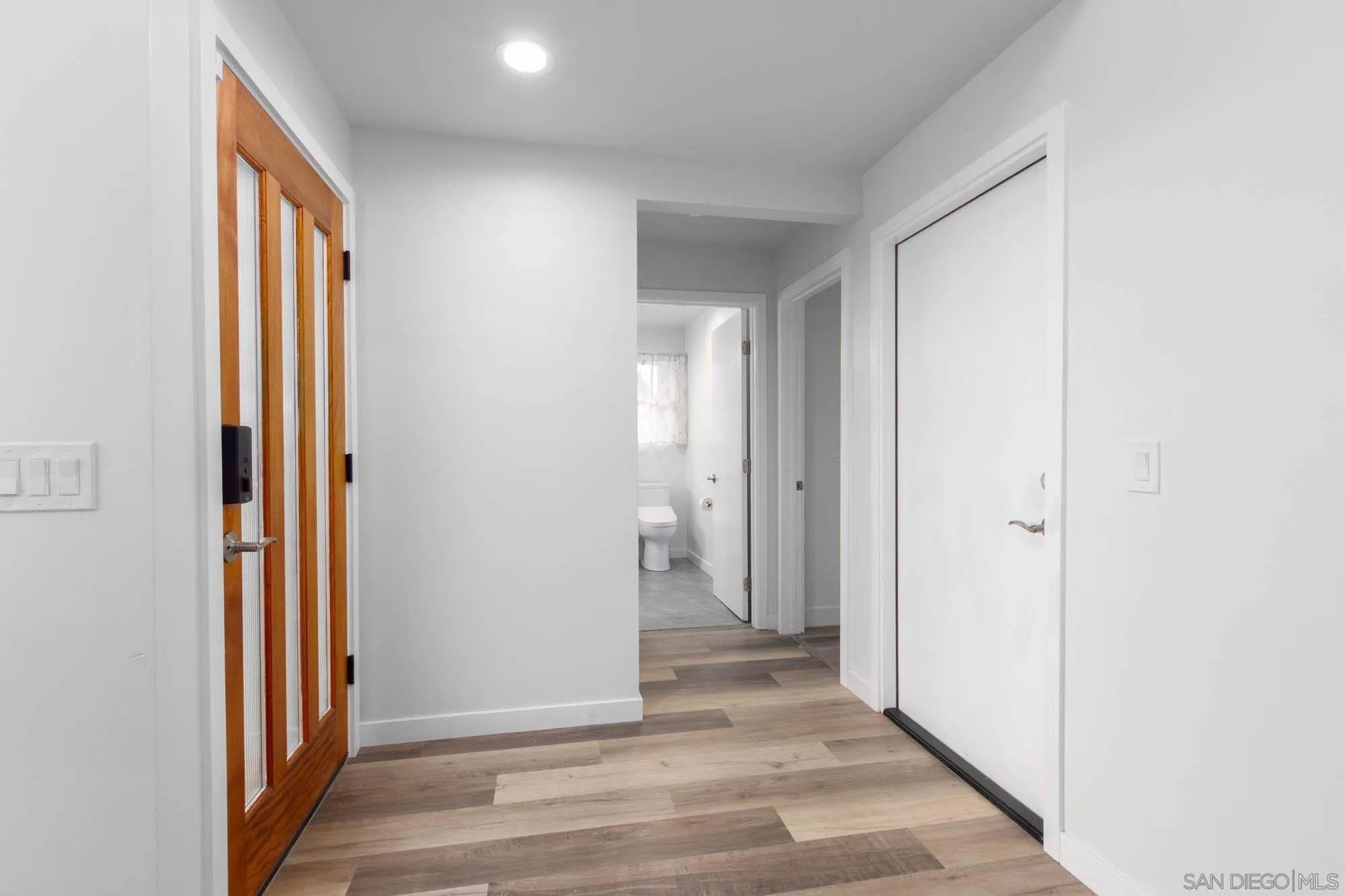 https://cdn.realtyfeed.com/cdn/127/260008510/ef2f86a0ee27168370106af800673ce0.webp