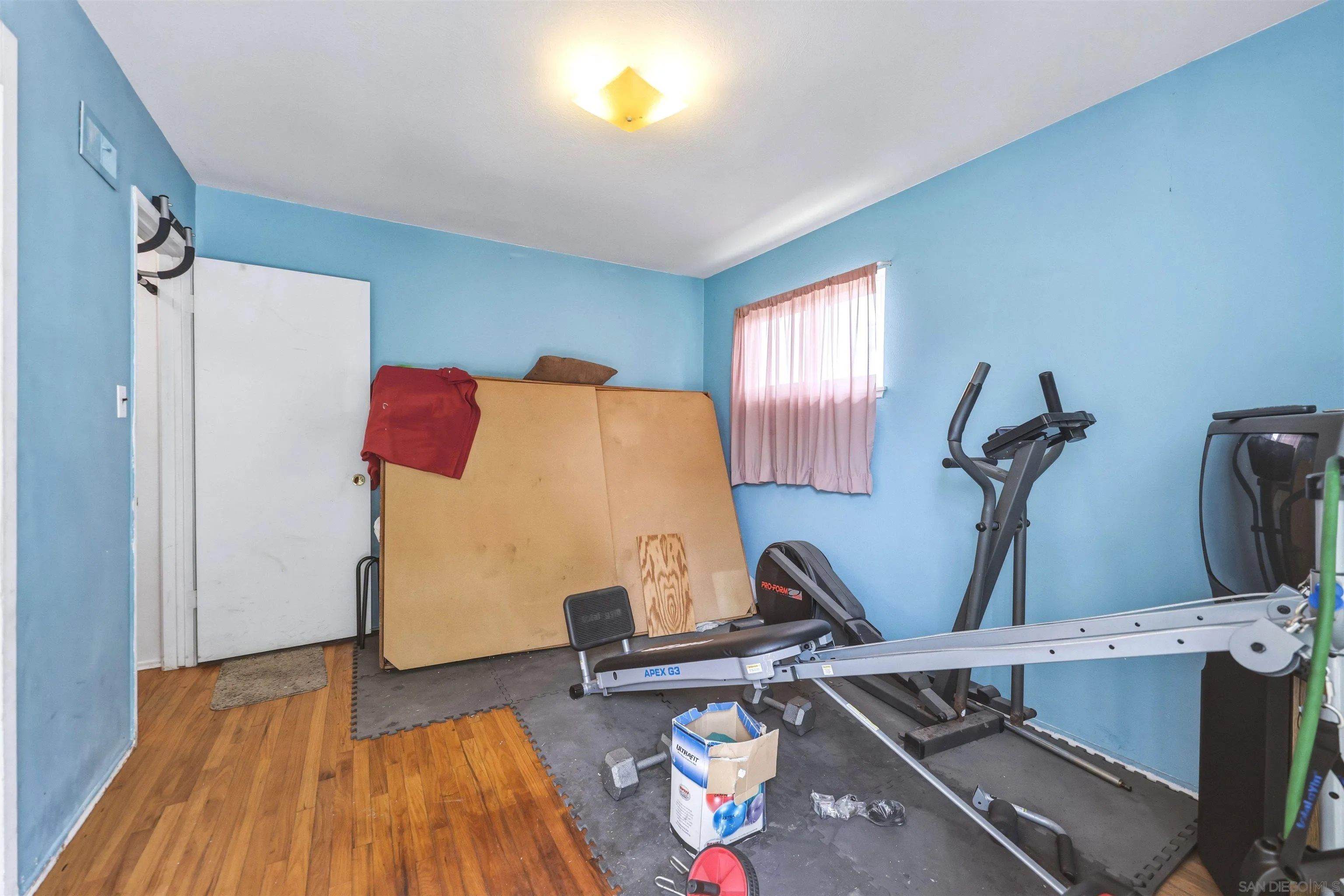 https://cdn.realtyfeed.com/cdn/127/260008514/28d21c385d69197fcad40534d27fad85.webp