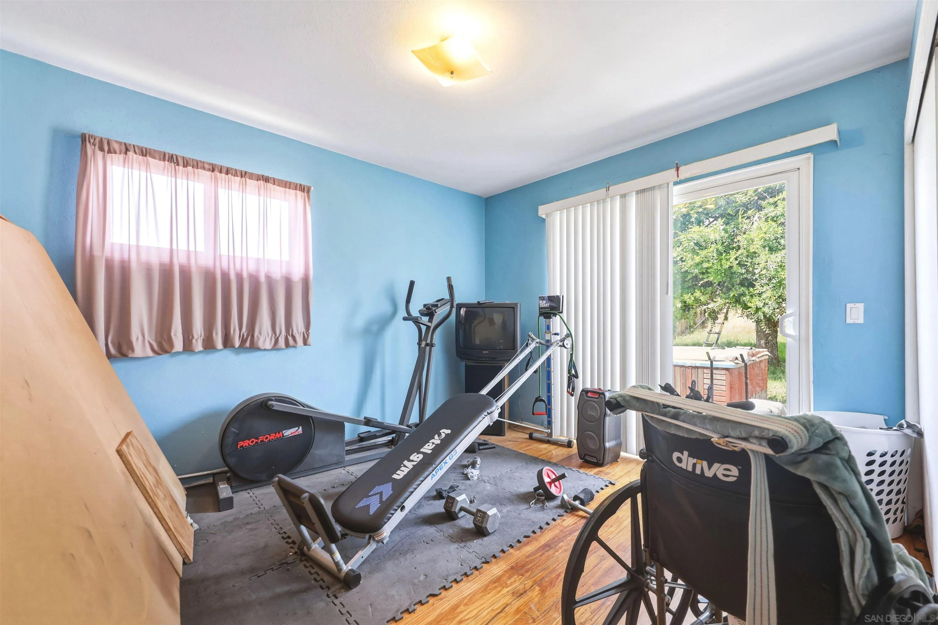 https://cdn.realtyfeed.com/cdn/127/260008514/5702822dcd79389c569ae99a5b4248f2.webp