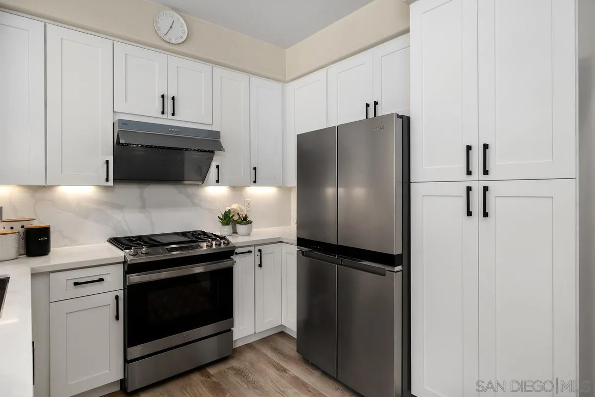 Photo #17: 260008518 Listing: Photo #17