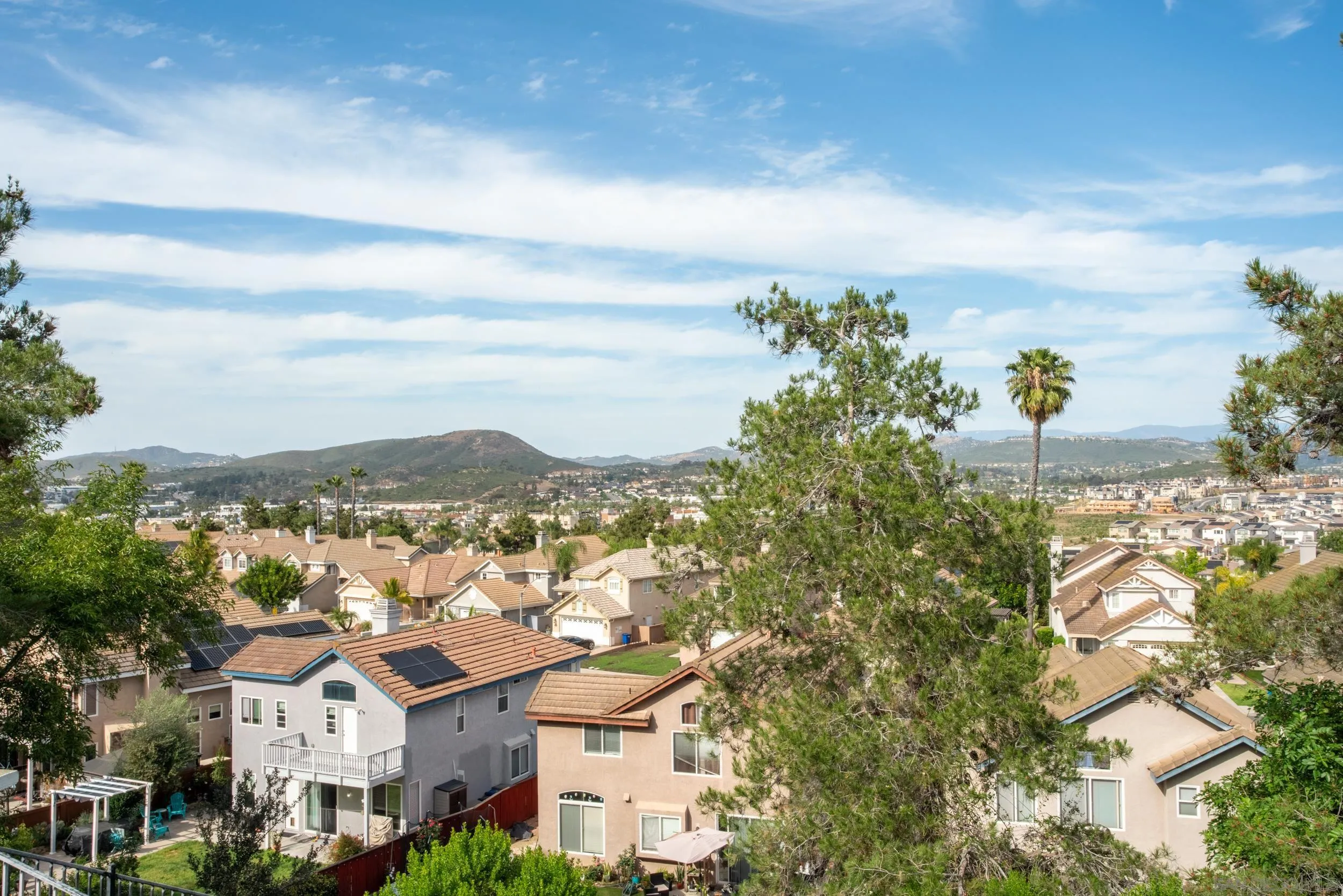 https://cdn.realtyfeed.com/cdn/127/260008522/03a5c08b1788f16c97cfe43b5e50ee39.webp