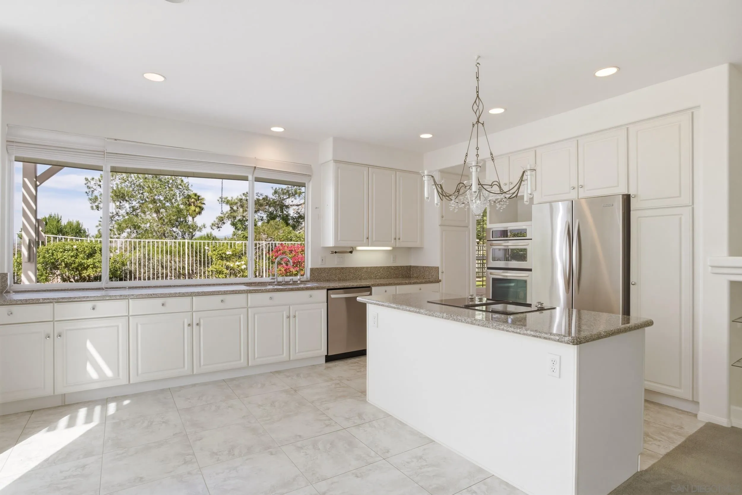 https://cdn.realtyfeed.com/cdn/127/260008522/543b2c51916628141b076247612f4298.webp