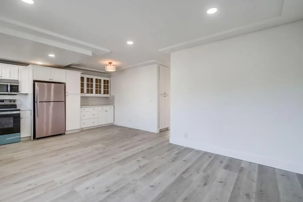 Photo #6: 260008523 Listing: Photo #6